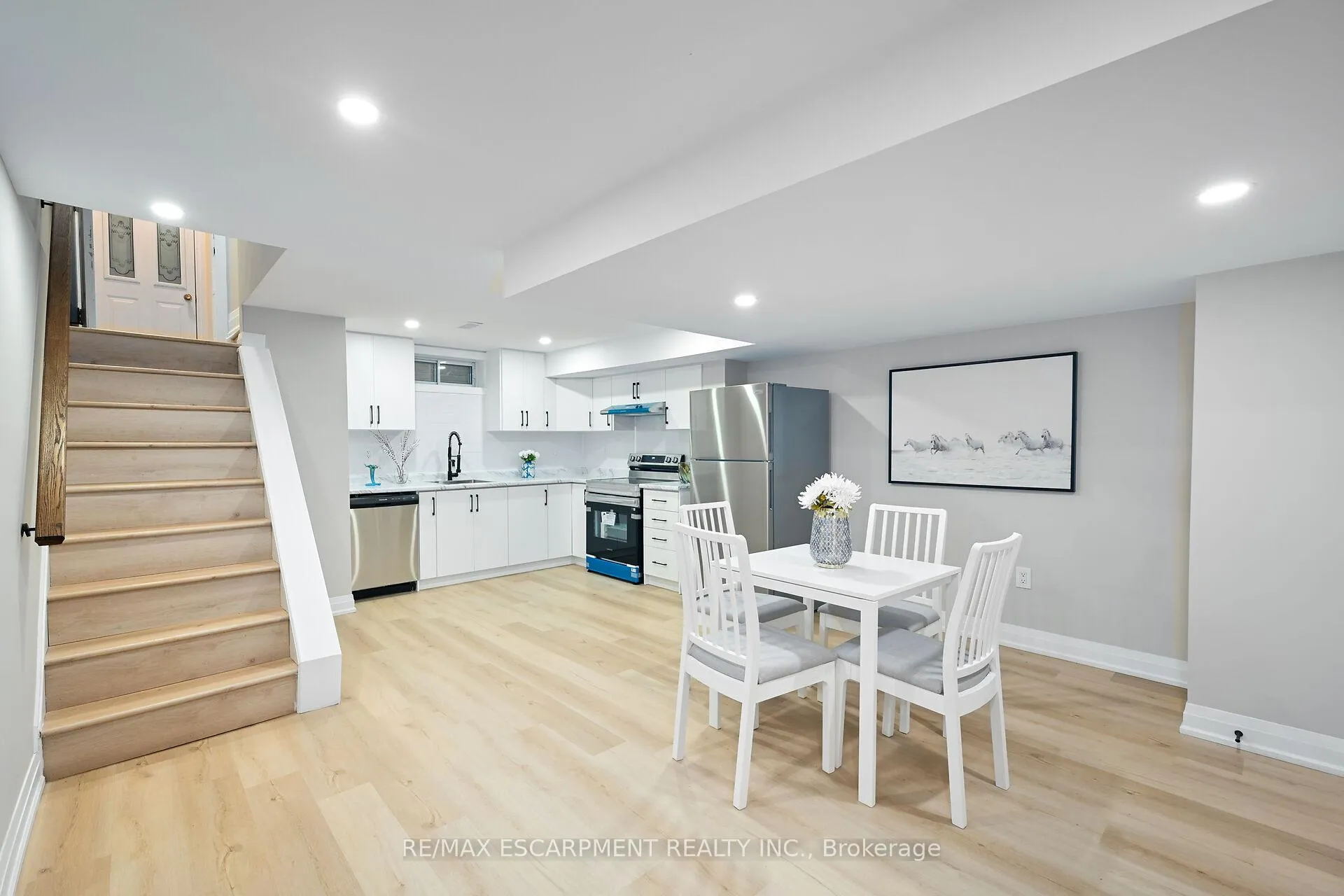 Photo 24 of 75 Randall Avenue, Hamilton, Stoney Creek Industrial — HOMEH