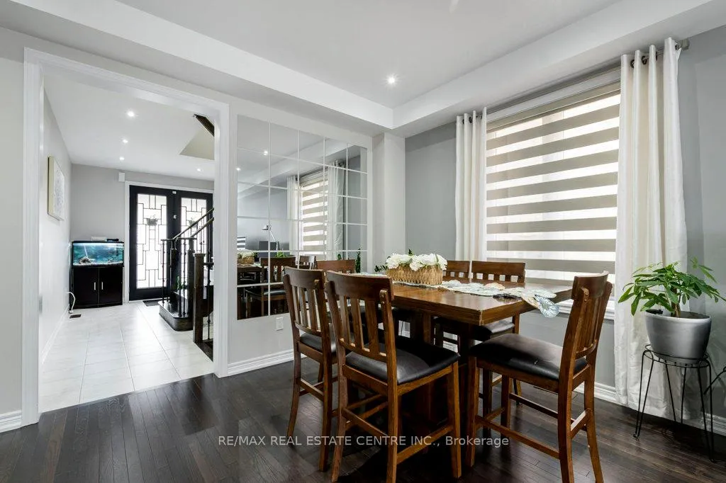 Photo 10 of 22 Selsdon Street, Brampton, Credit Valley — HOMEH