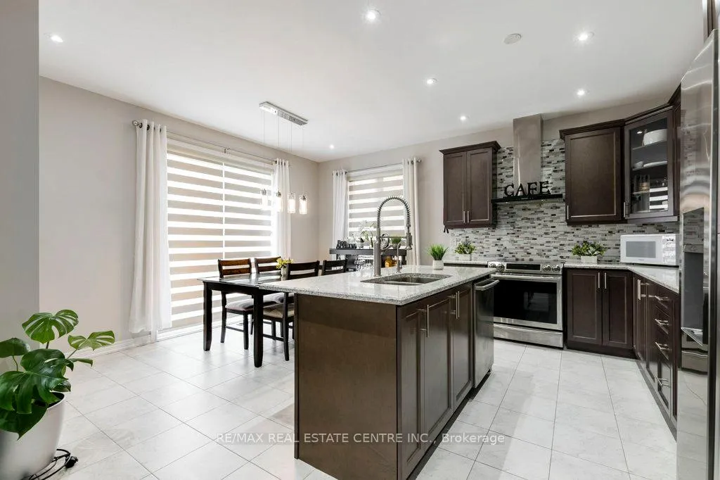 Photo 14 of 22 Selsdon Street, Brampton, Credit Valley — HOMEH
