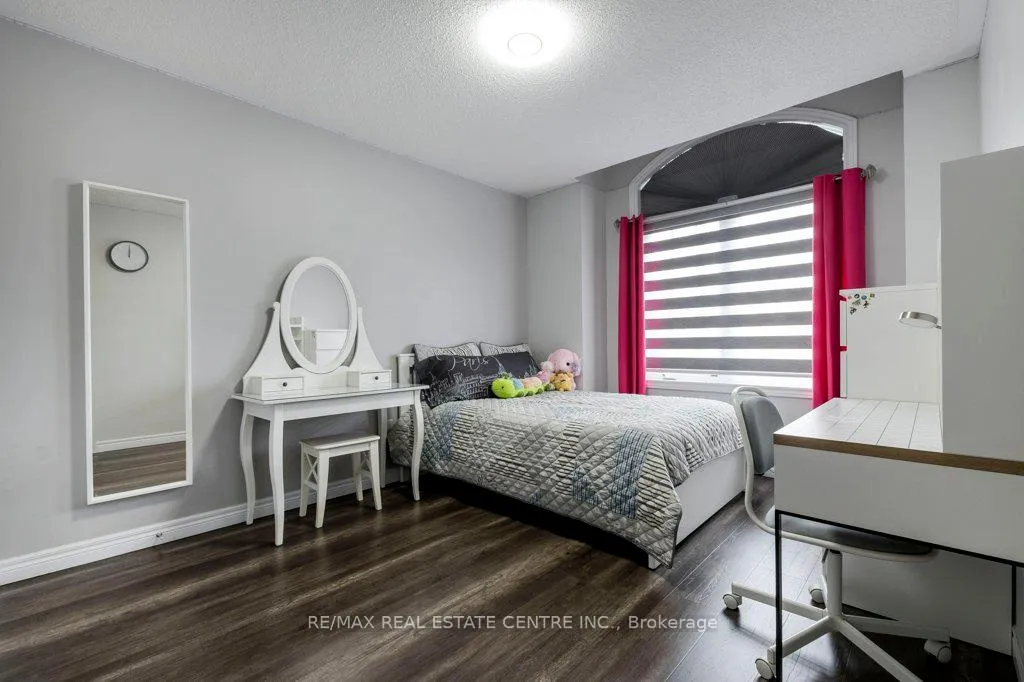 Photo 24 of 22 Selsdon Street, Brampton, Credit Valley — HOMEH