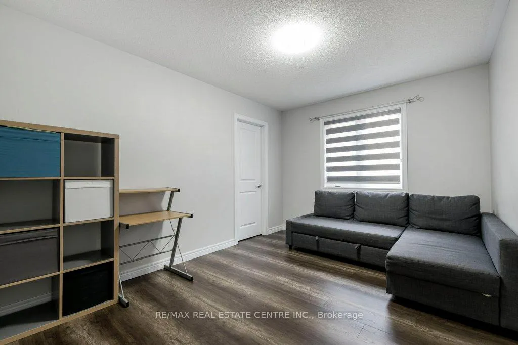 Photo 26 of 22 Selsdon Street, Brampton, Credit Valley — HOMEH