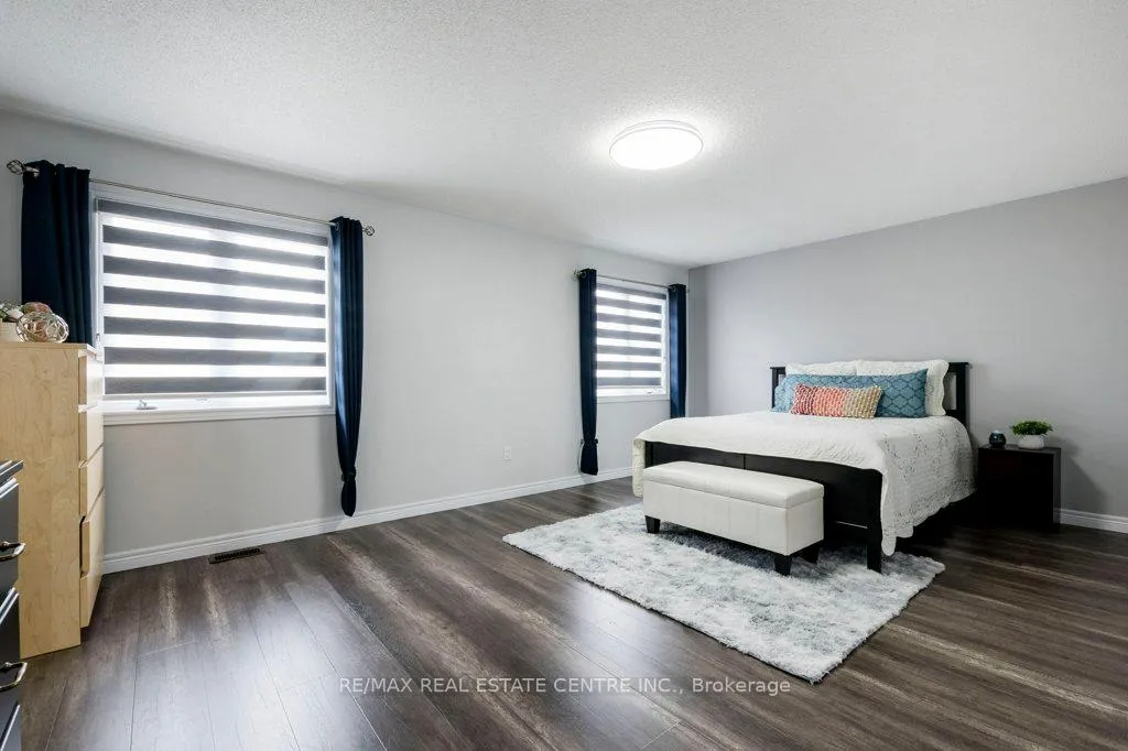 Photo 31 of 22 Selsdon Street, Brampton, Credit Valley — HOMEH