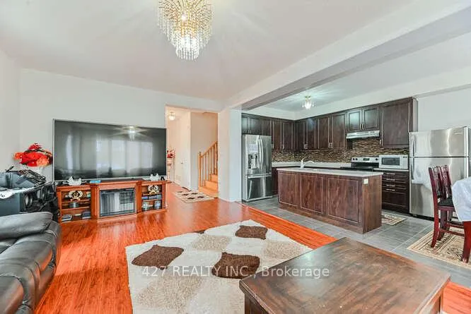 Photo 13 of 99 Gallagher Crescent W, New Tecumseth, Alliston — HOMEH