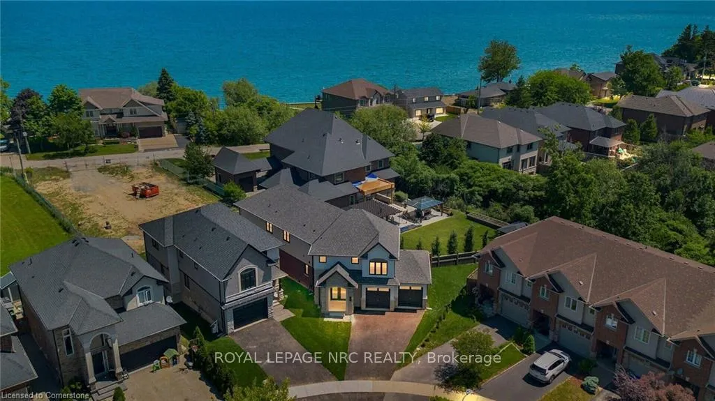 Photo 39 of 121 Whitefish Crescent, Hamilton, Stoney Creek — HOMEH