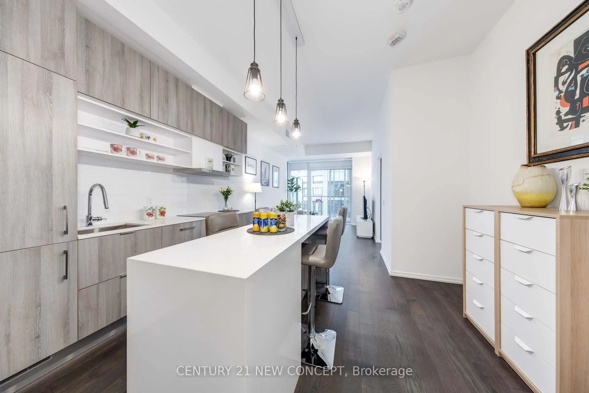 Photo 5 of Unit 912, 5 Soudan Avenue, Toronto, Mount Pleasant West — HOMEH