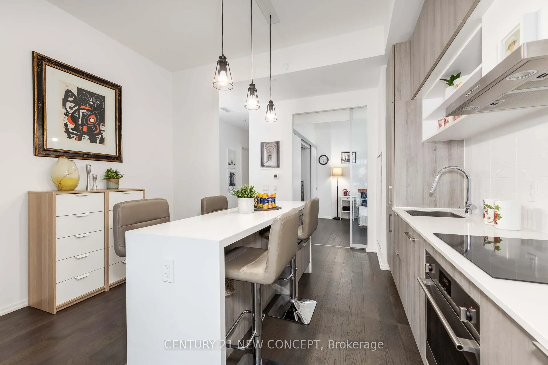 Photo 6 of Unit 912, 5 Soudan Avenue, Toronto, Mount Pleasant West — HOMEH