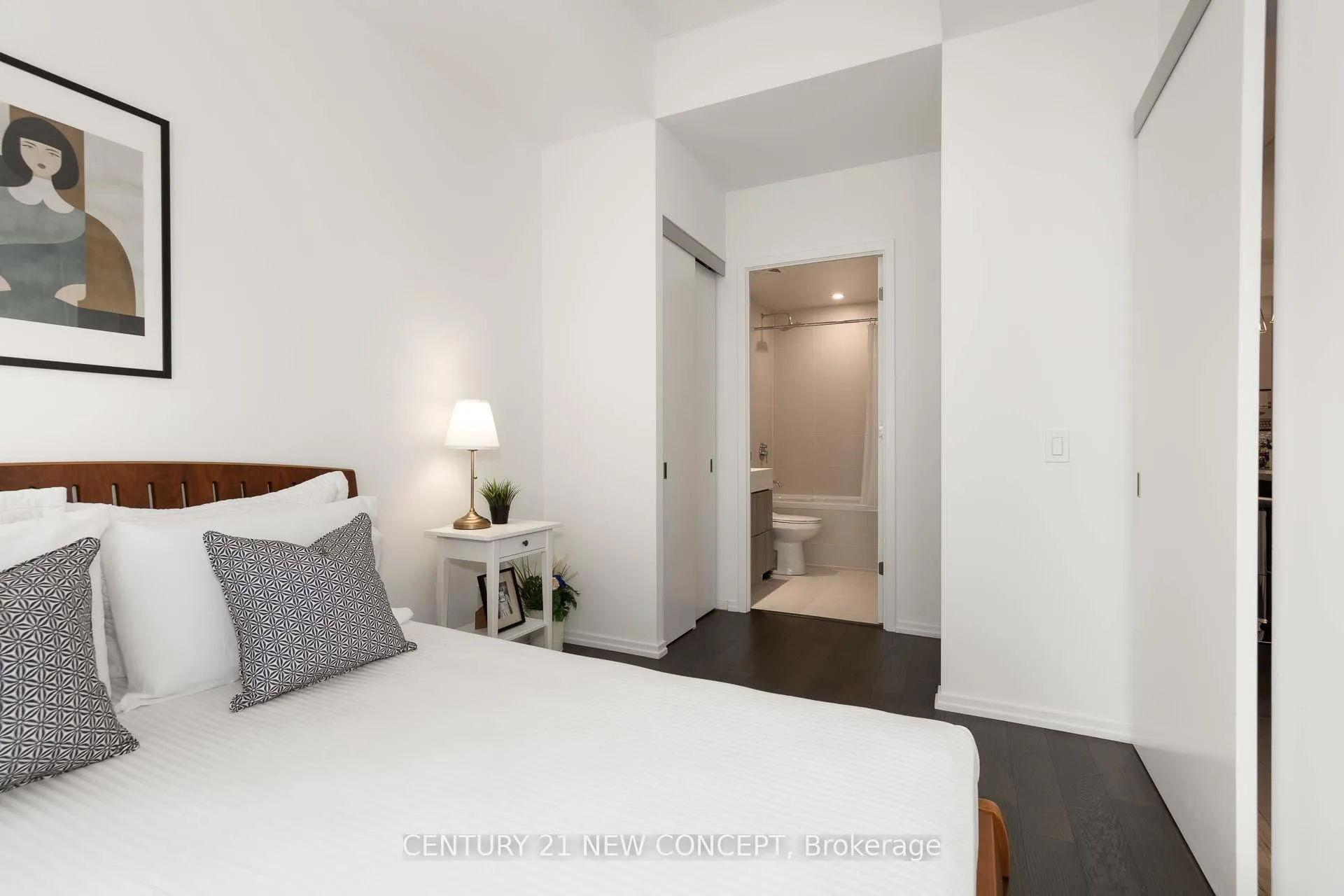Photo 12 of Unit 912, 5 Soudan Avenue, Toronto, Mount Pleasant West — HOMEH