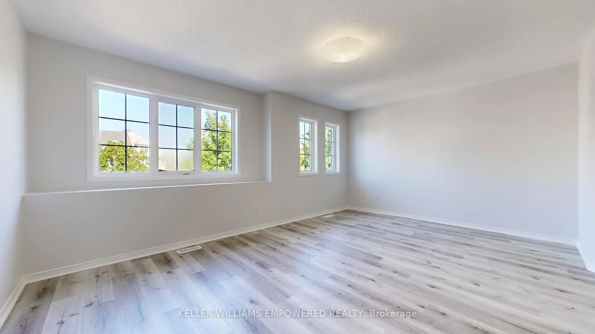 Photo 18 of 18 Benjamin Hood Crescent, Vaughan, Patterson — HOMEH