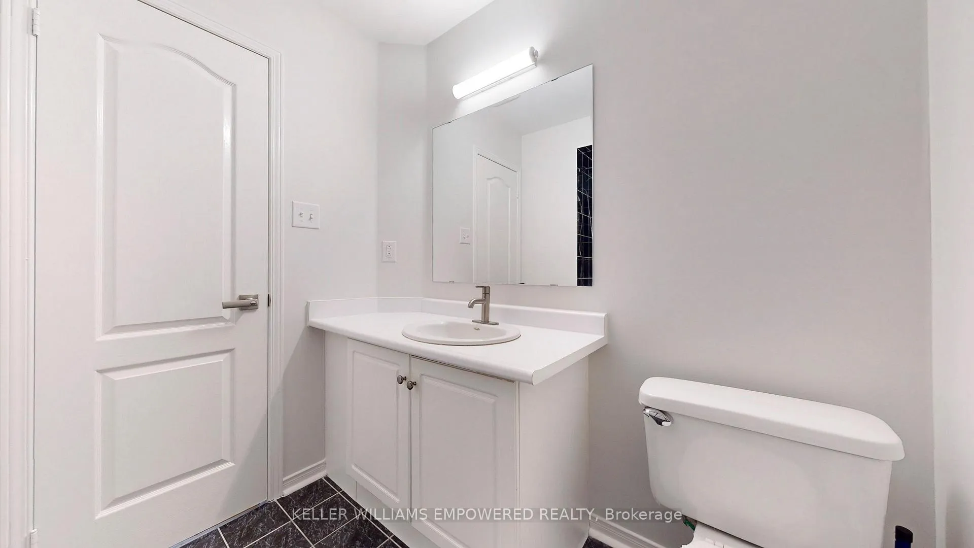 Photo 26 of 18 Benjamin Hood Crescent, Vaughan, Patterson — HOMEH