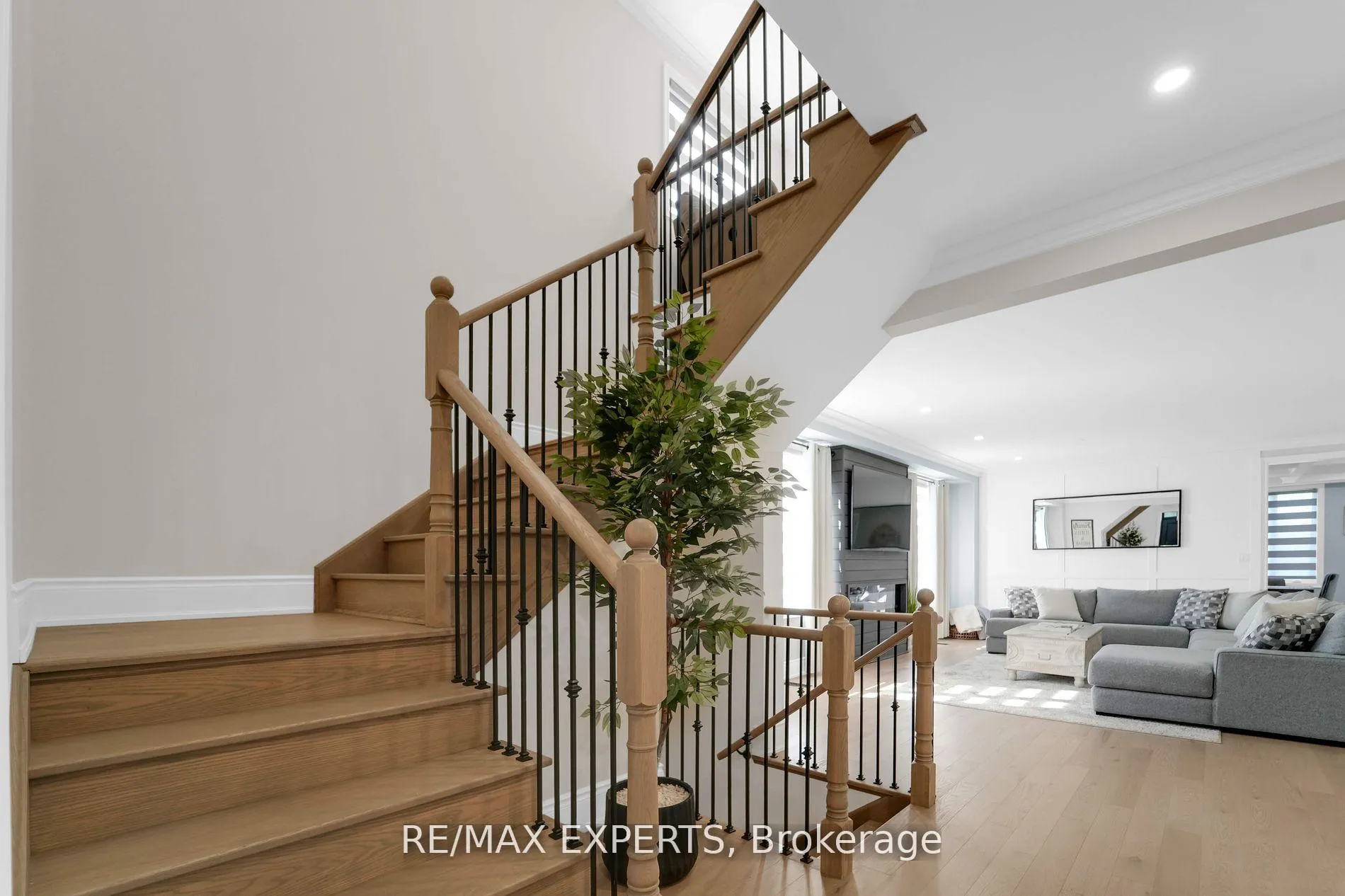 Photo 15 of 500 Picasso Court, Pickering, Rosebank — HOMEH