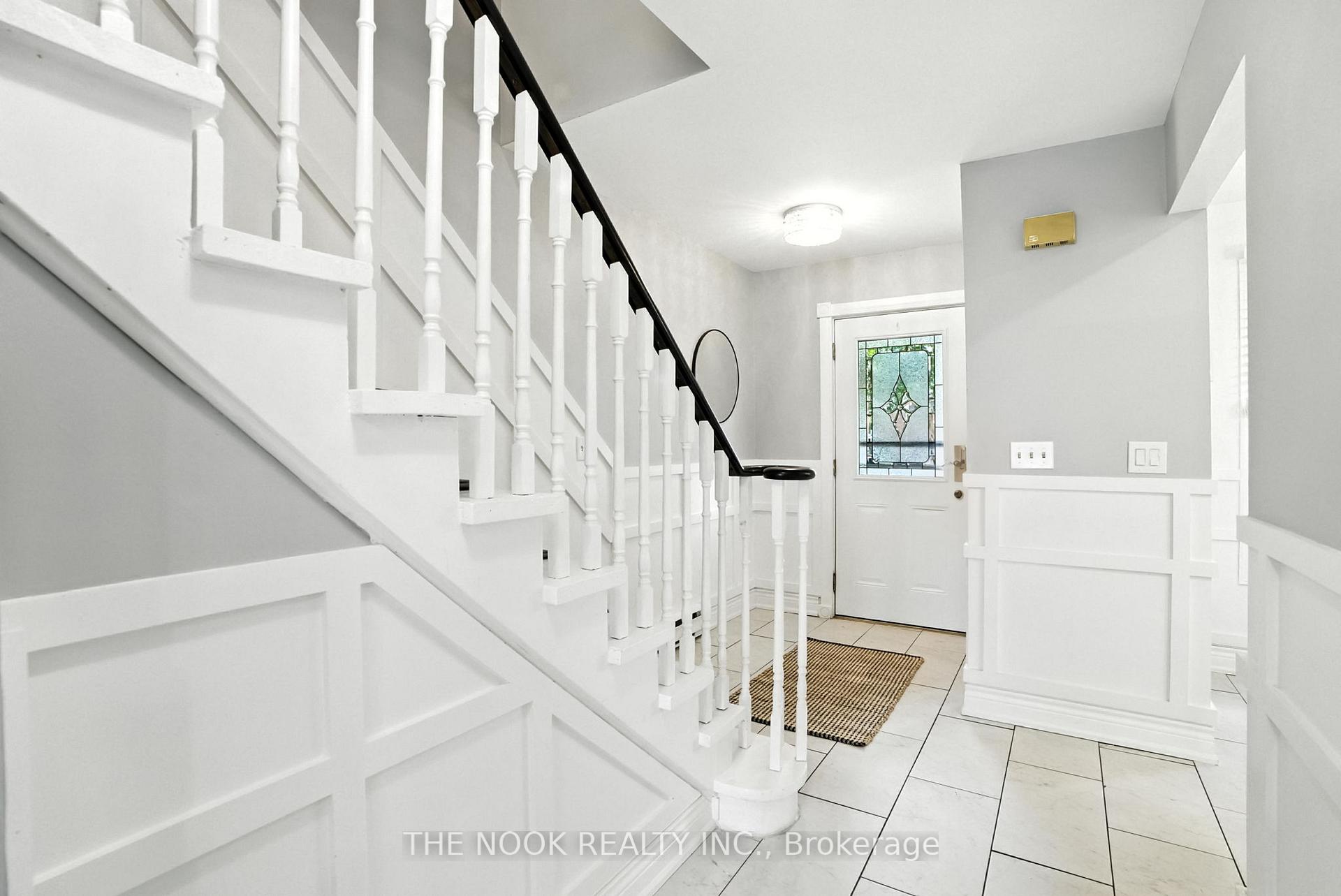Photo 4 of 95 Turnberry Crescent, Clarington, Courtice — HOMEH
