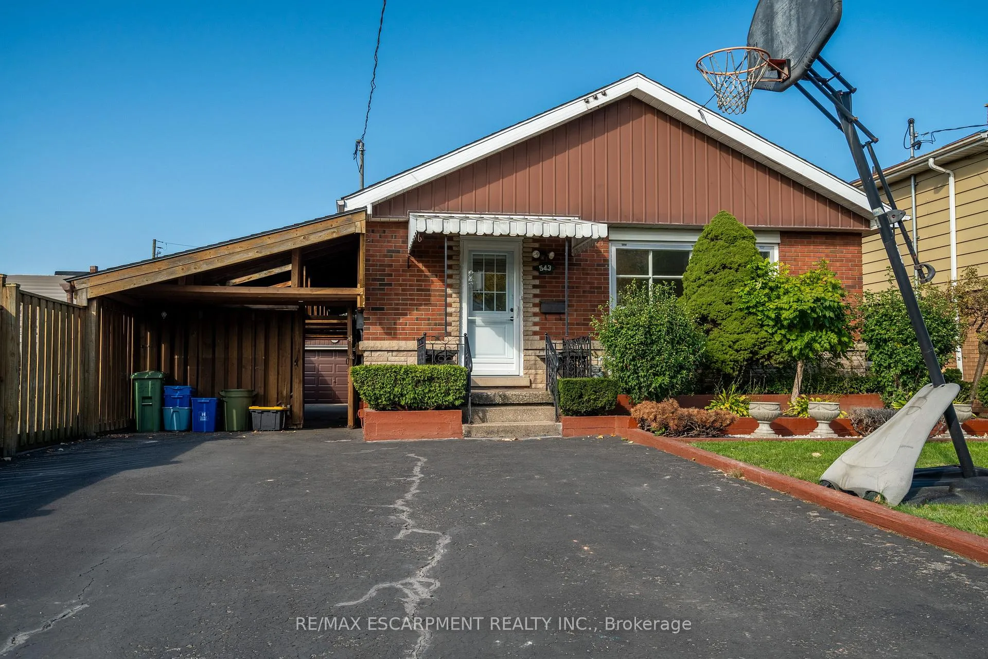 Photo 1 of 543 Tate Avenue, Hamilton, Parkview — HOMEH