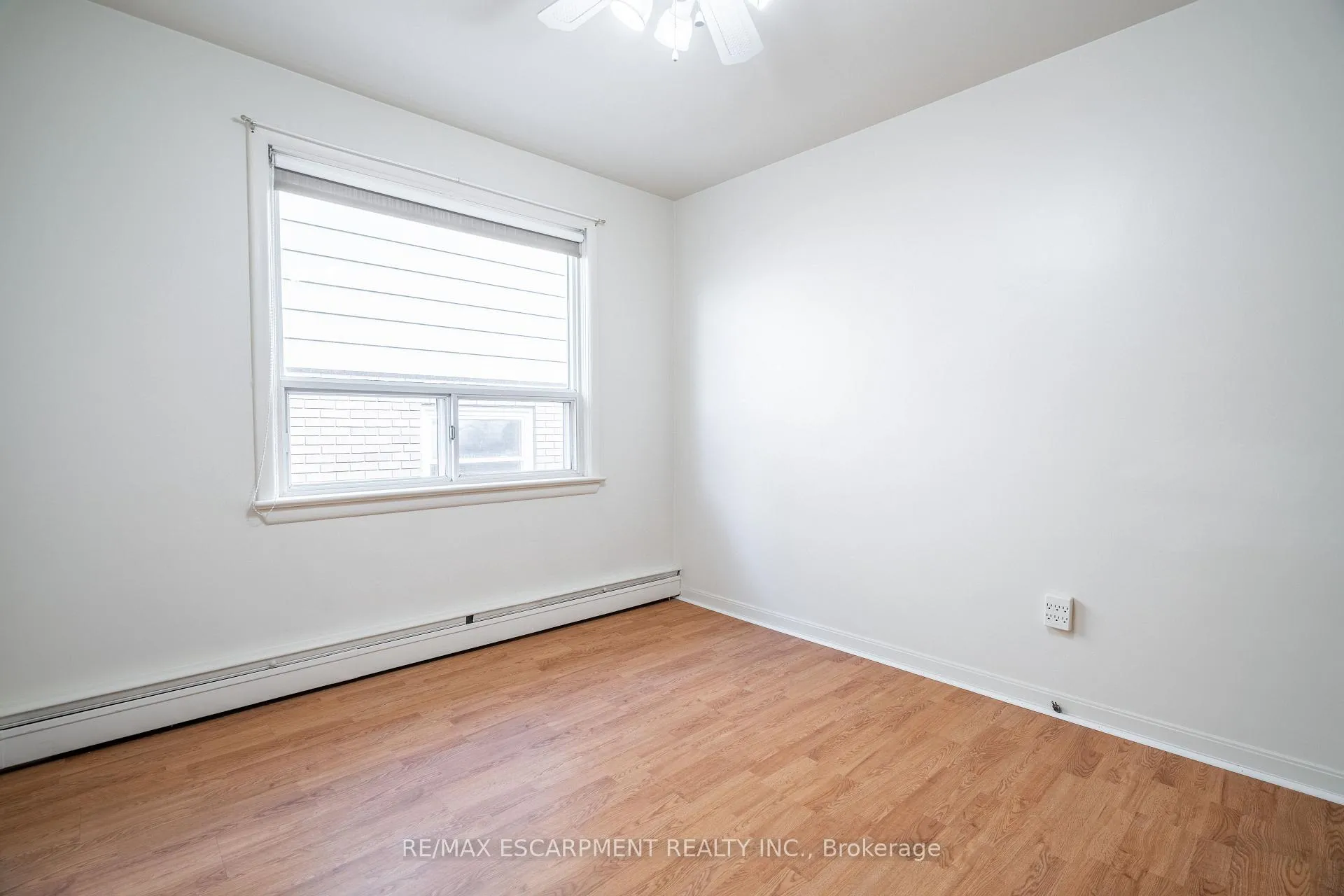 Photo 11 of 543 Tate Avenue, Hamilton, Parkview — HOMEH