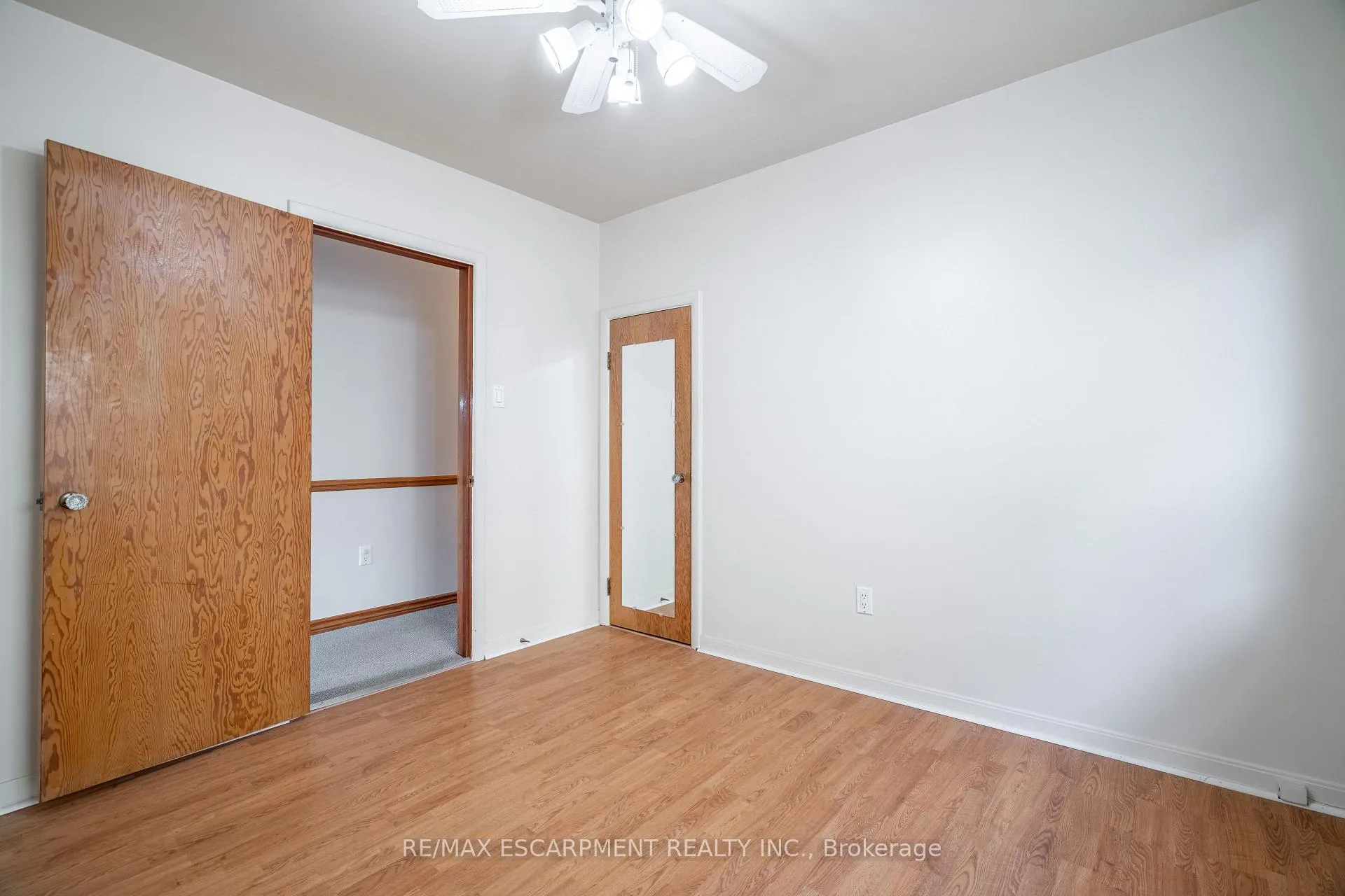 Photo 12 of 543 Tate Avenue, Hamilton, Parkview — HOMEH