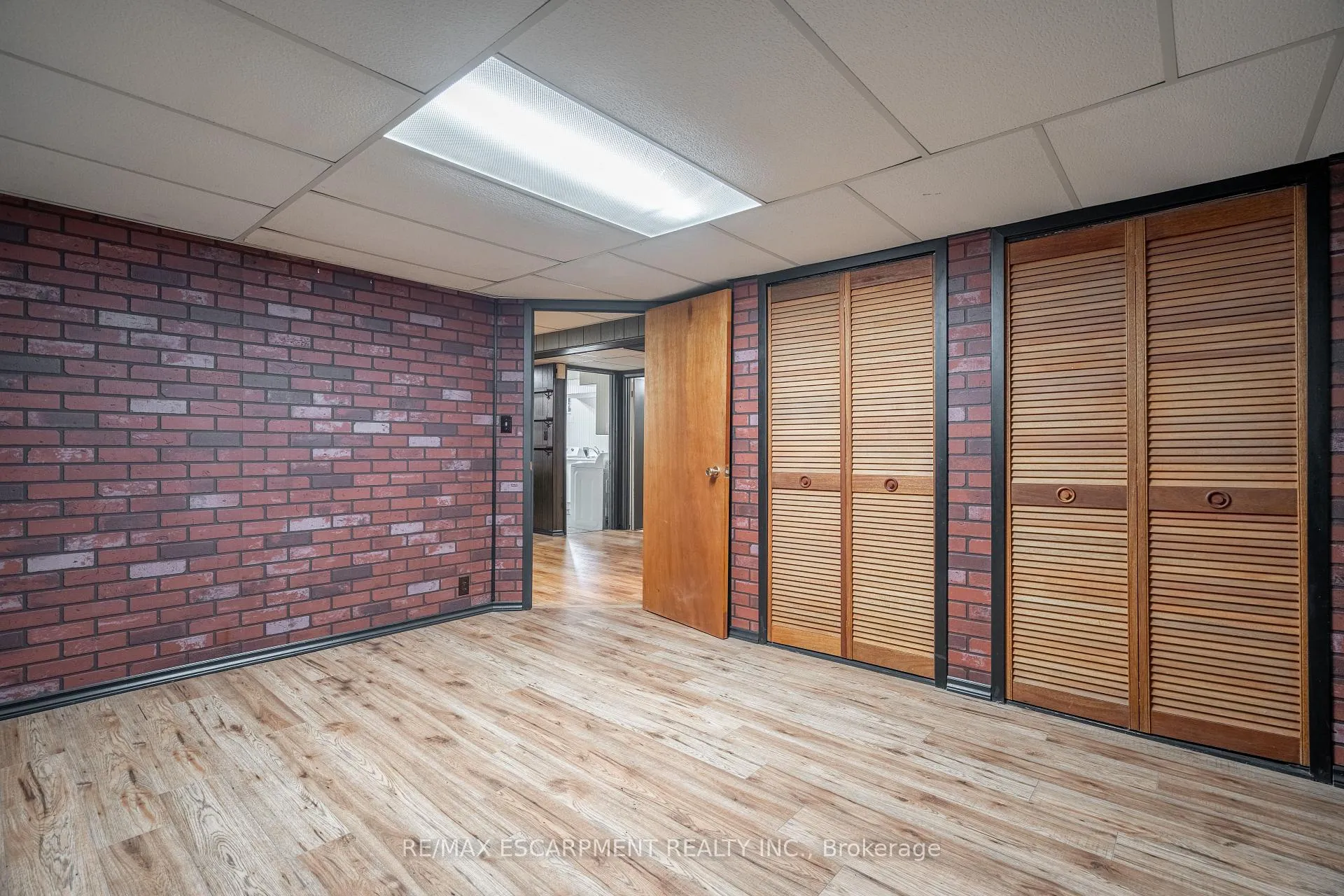 Photo 21 of 543 Tate Avenue, Hamilton, Parkview — HOMEH