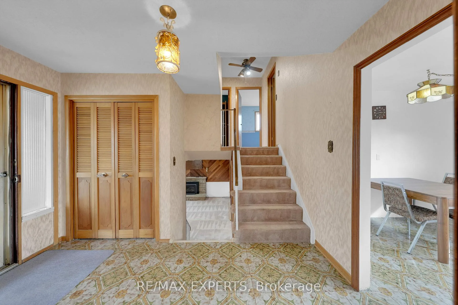 Photo 19 of 120 Hesp Drive, Caledon, Bolton West — HOMEH