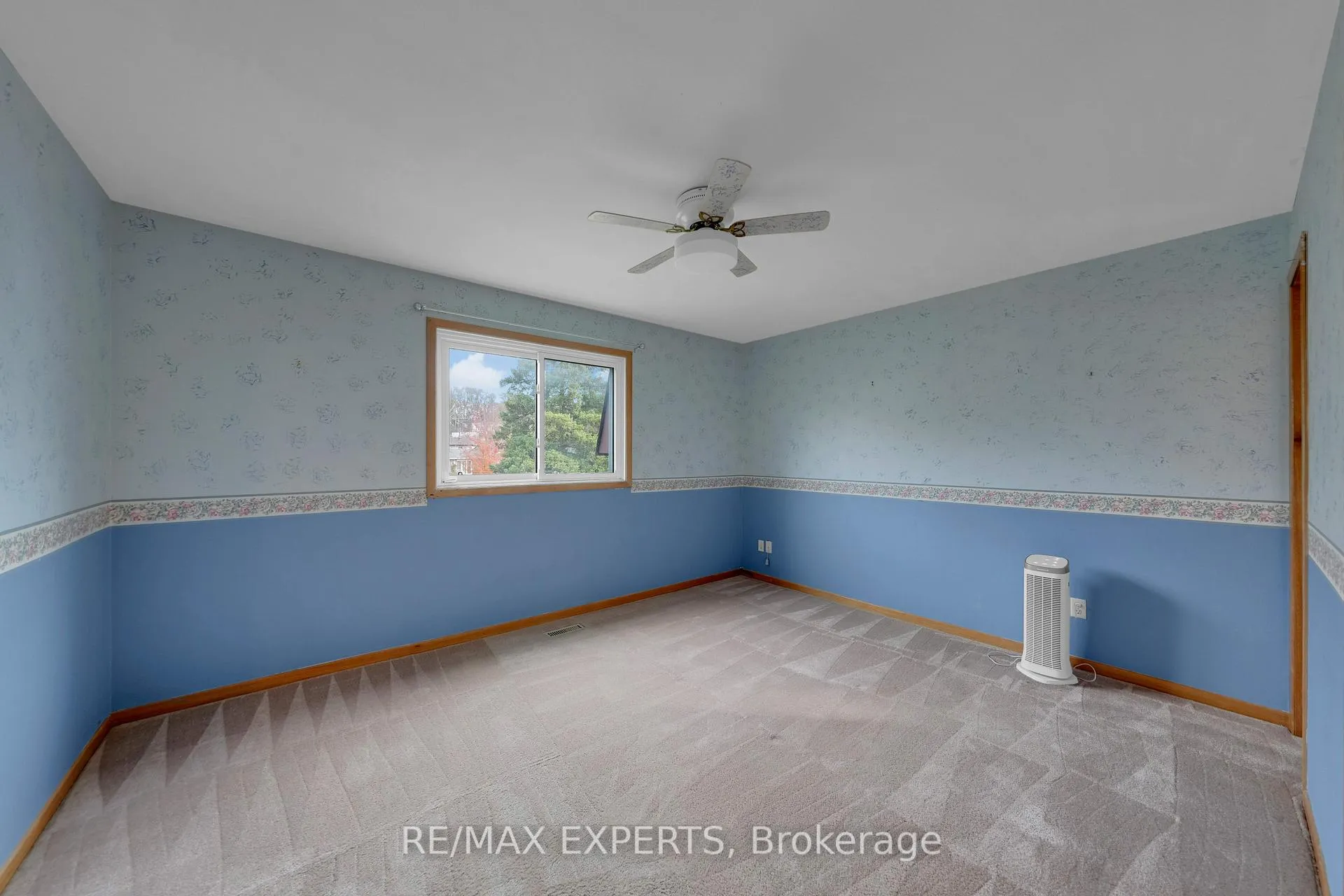 Photo 24 of 120 Hesp Drive, Caledon, Bolton West — HOMEH