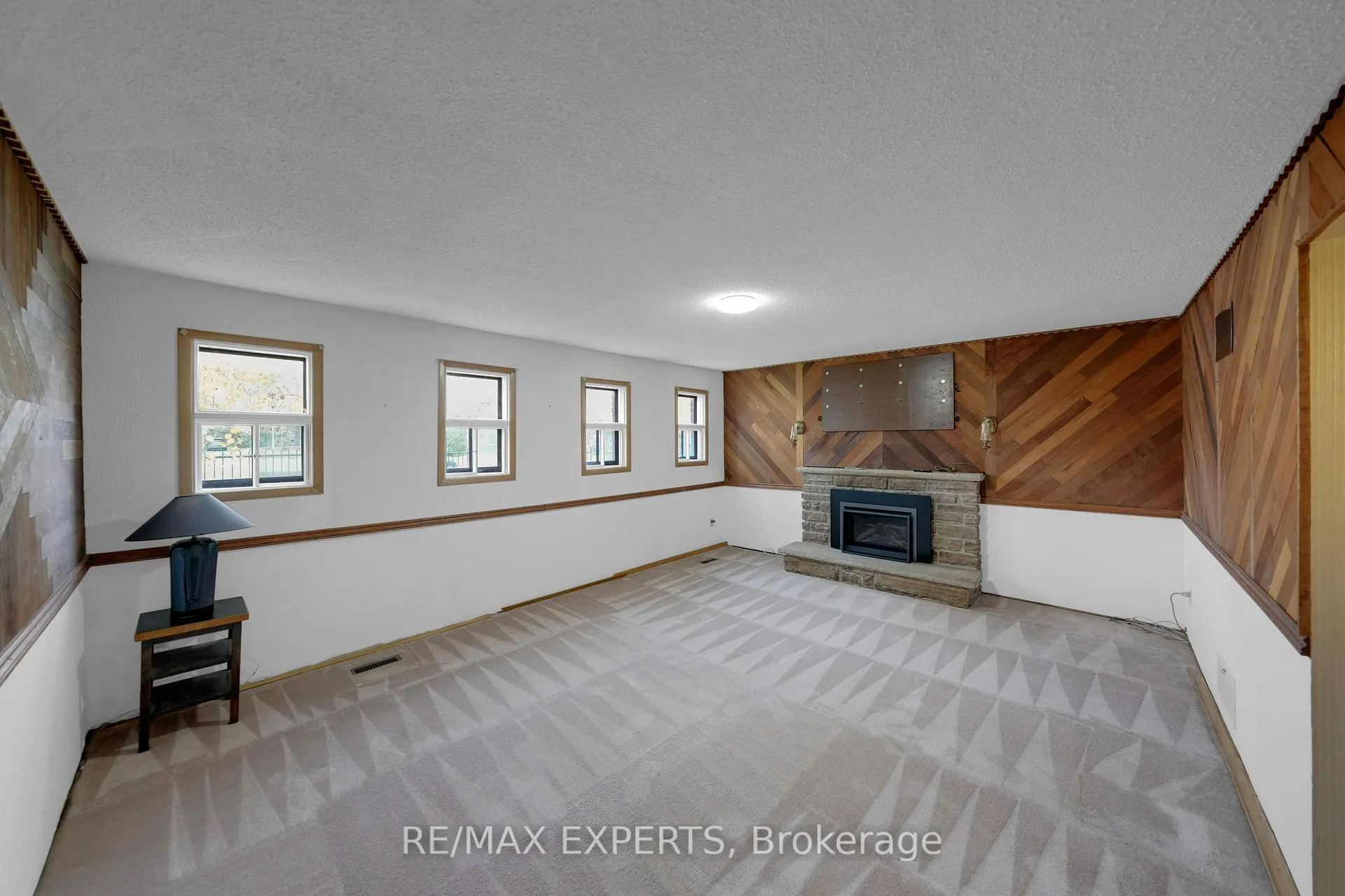 Photo 29 of 120 Hesp Drive, Caledon, Bolton West — HOMEH
