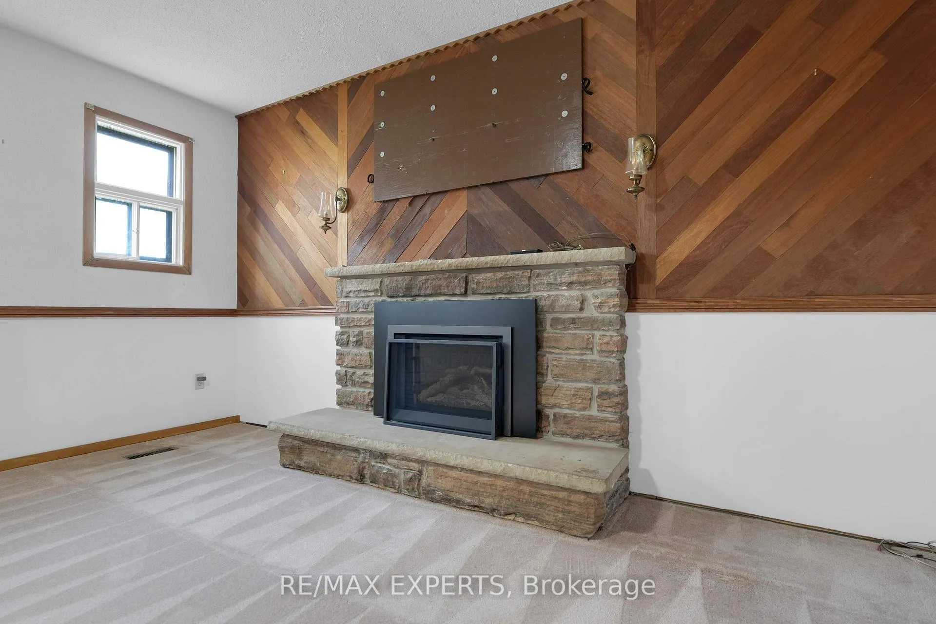 Photo 31 of 120 Hesp Drive, Caledon, Bolton West — HOMEH