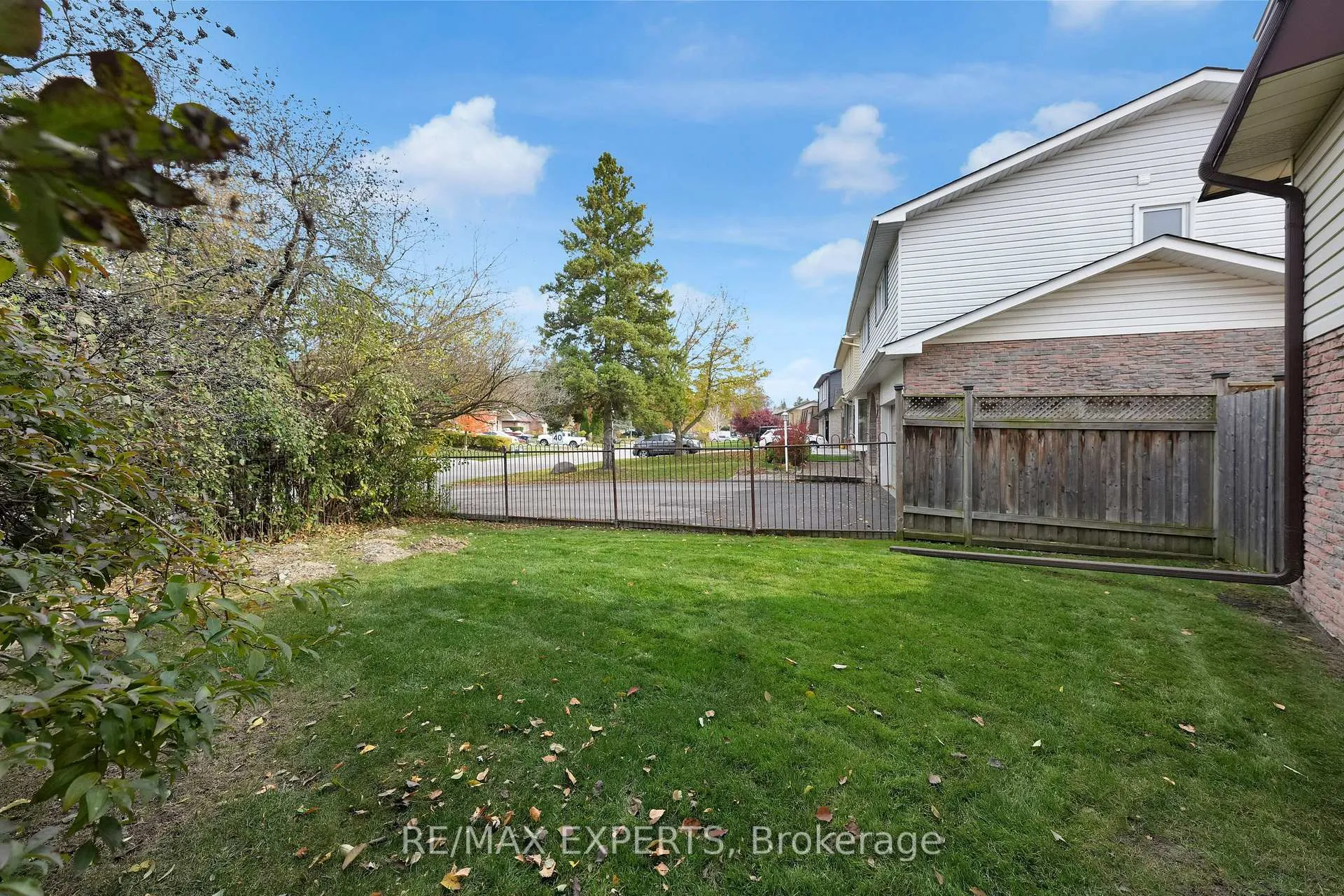 Photo 38 of 120 Hesp Drive, Caledon, Bolton West — HOMEH
