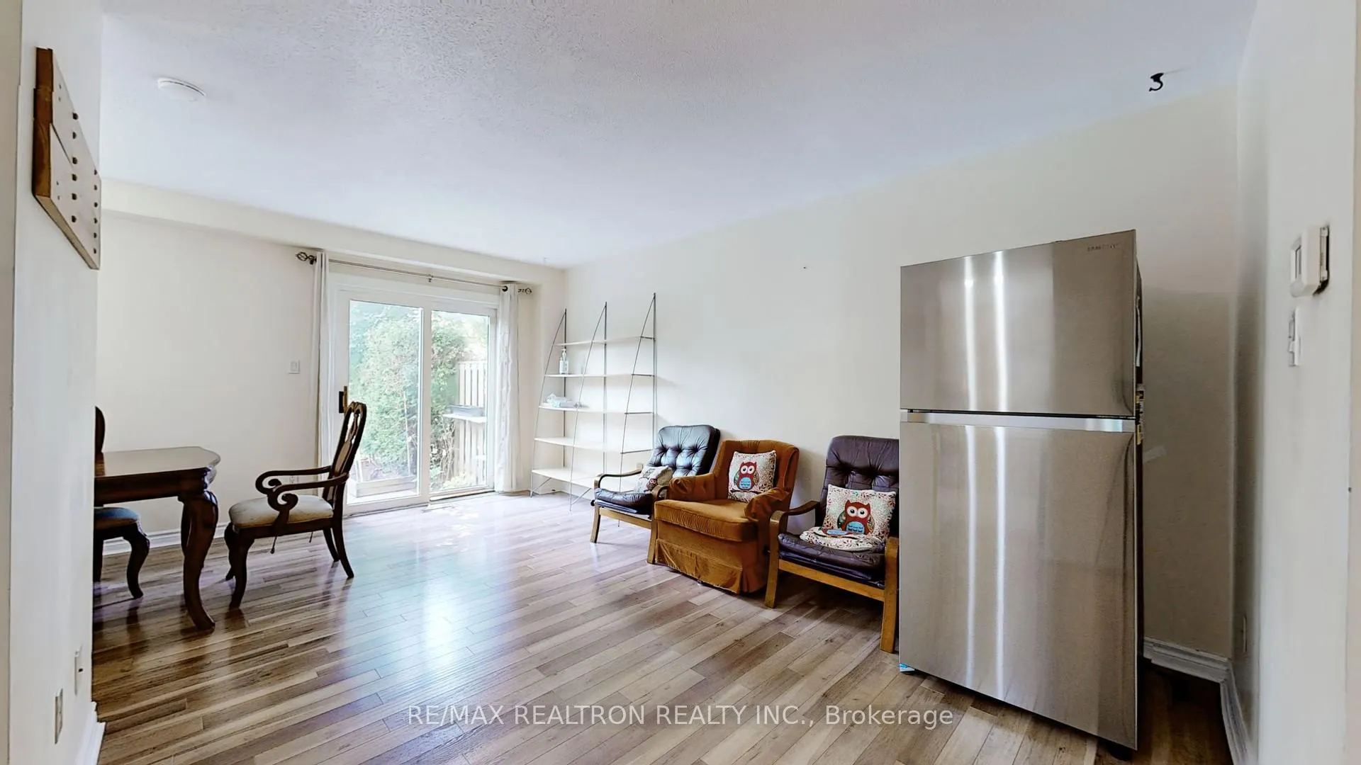 Photo 3 of Unit 27, 51 Paulander Drive, Kitchener — HOMEH