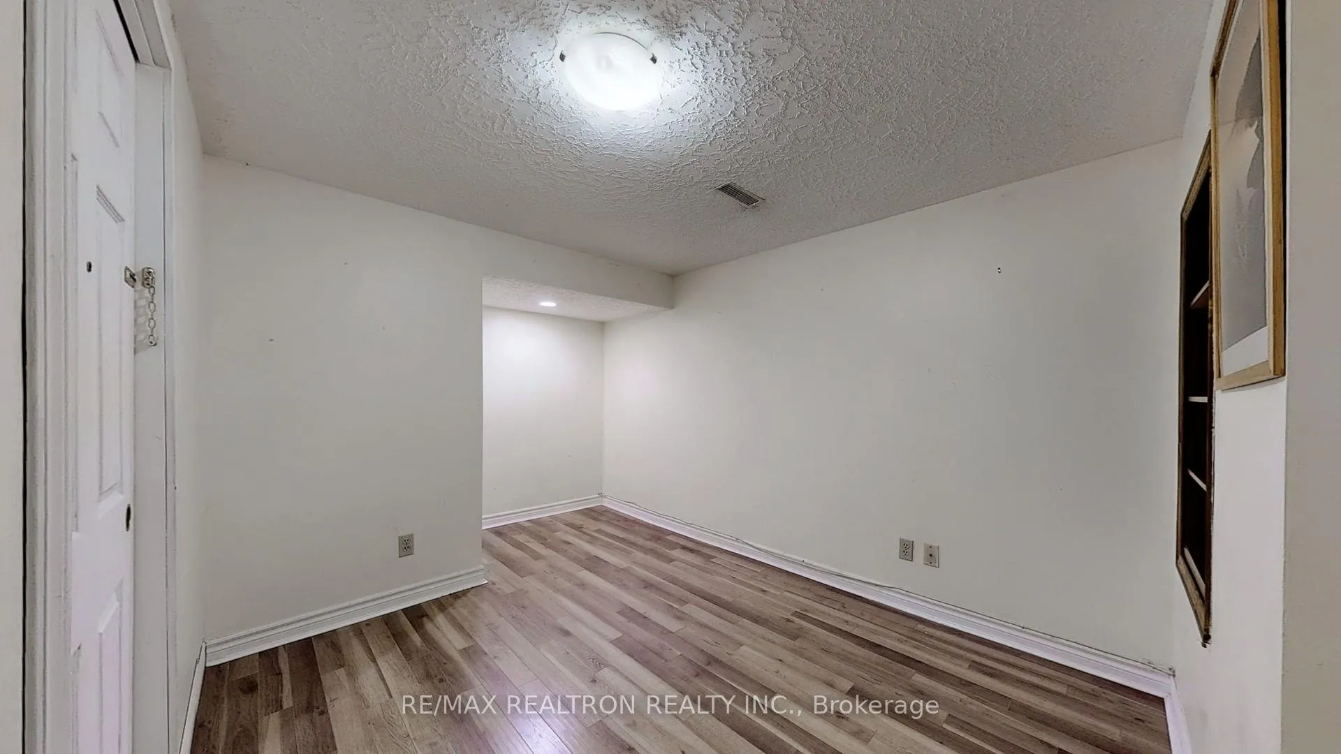 Photo 31 of Unit 27, 51 Paulander Drive, Kitchener — HOMEH