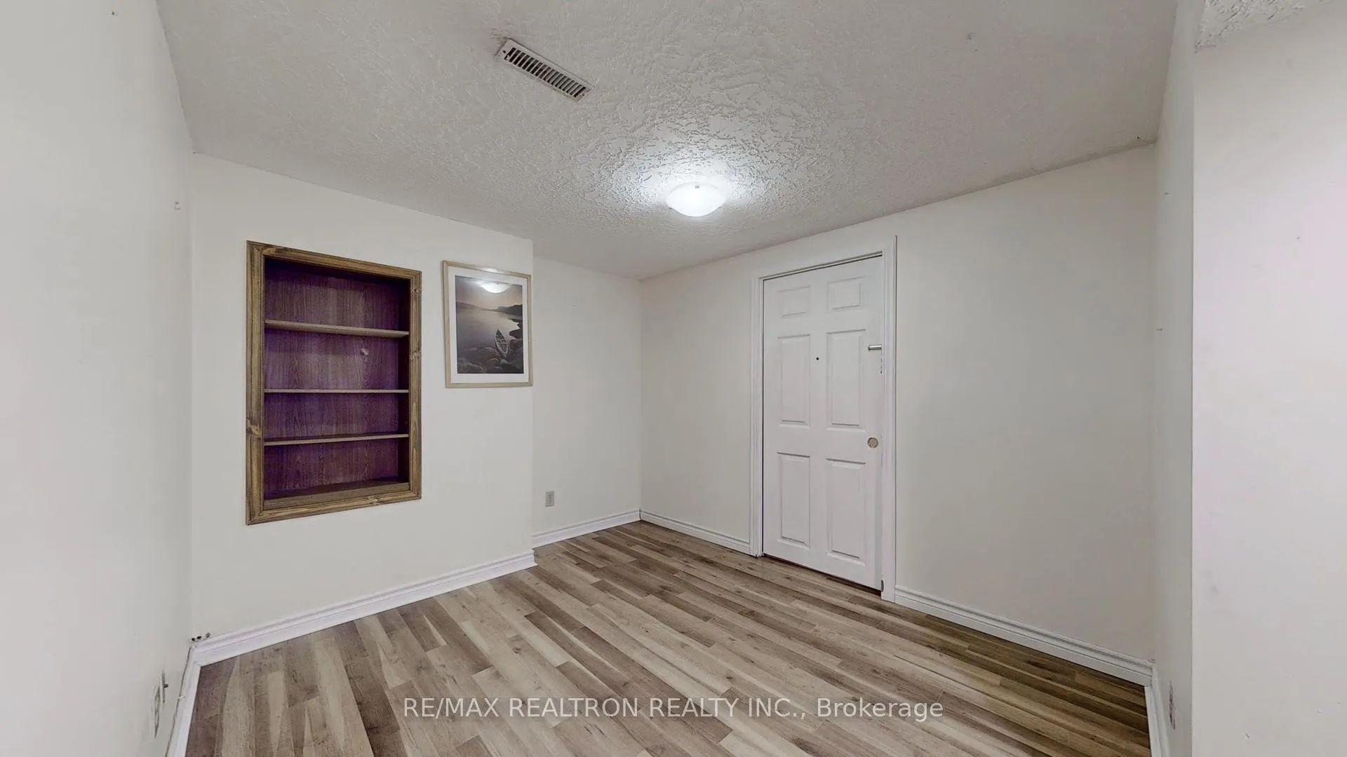Photo 33 of Unit 27, 51 Paulander Drive, Kitchener — HOMEH