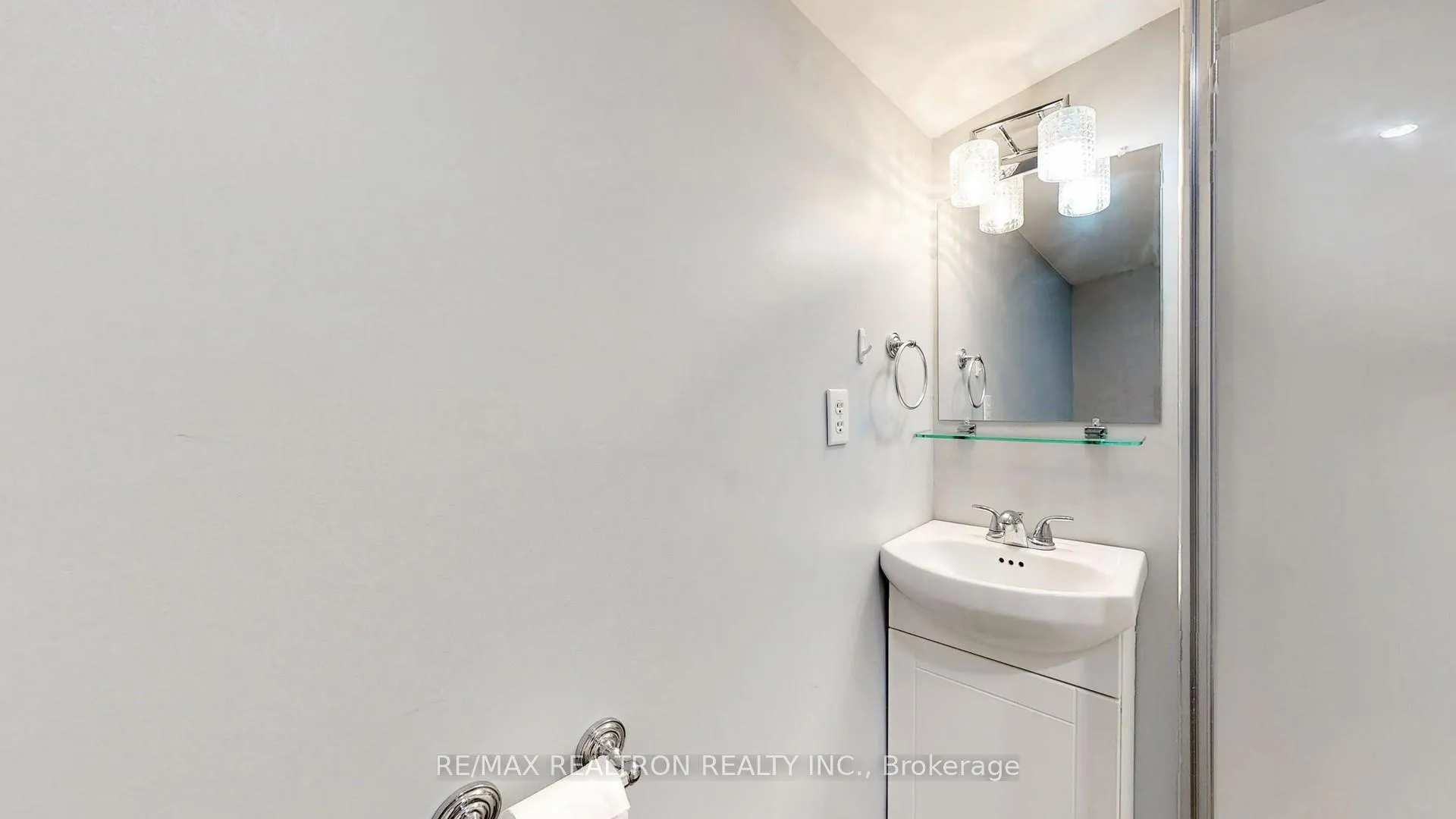 Photo 36 of Unit 27, 51 Paulander Drive, Kitchener — HOMEH