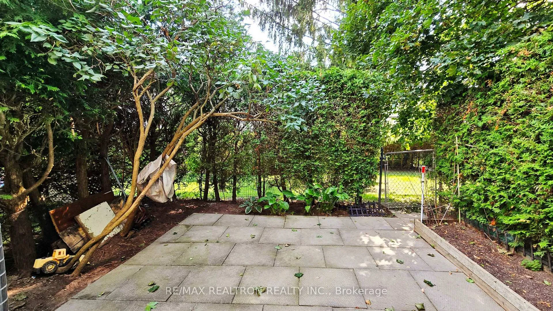 Photo 40 of Unit 27, 51 Paulander Drive, Kitchener — HOMEH