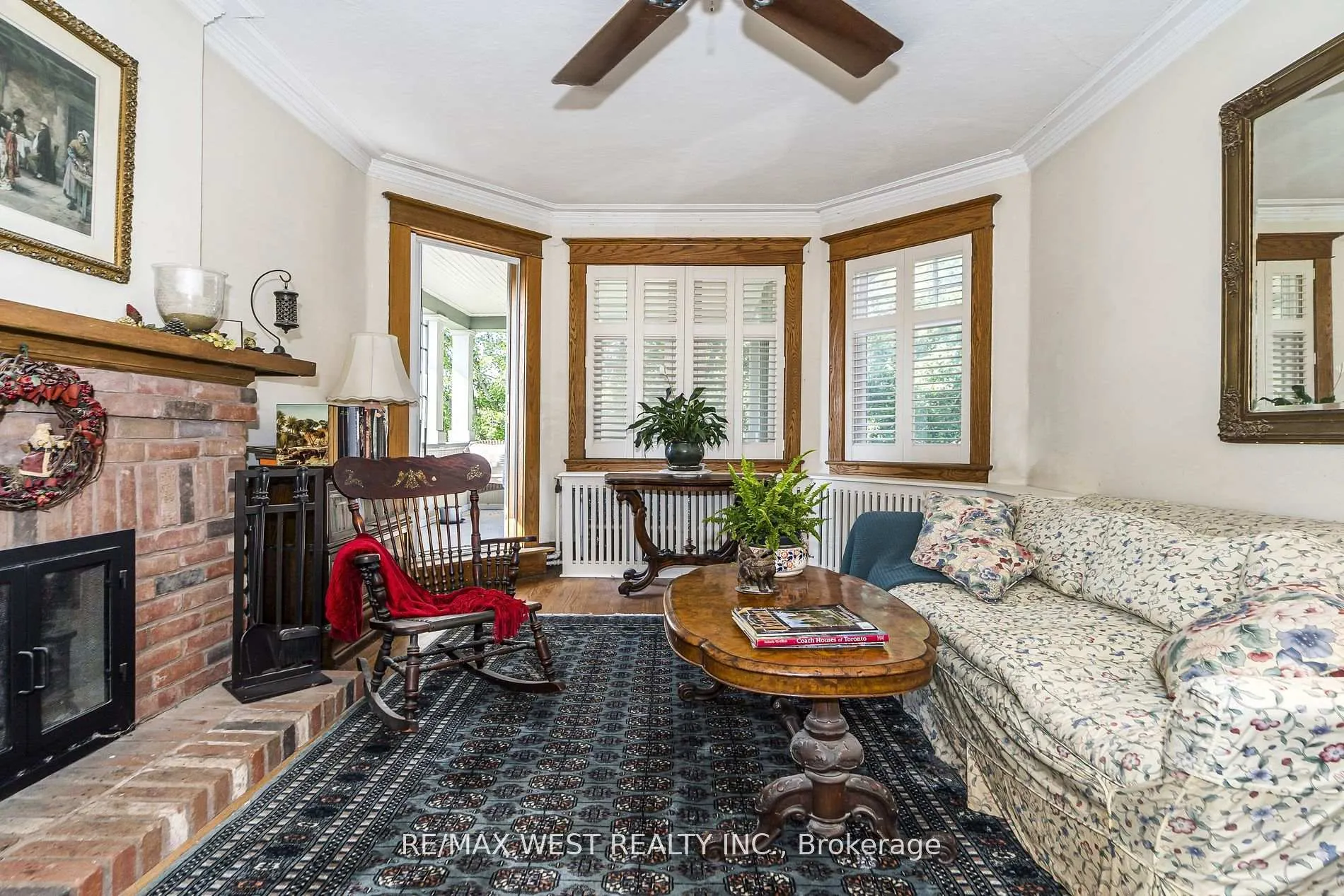 Photo 19 of 9 A&B Humewood Drive, Toronto, Humewood-Cedarvale — HOMEH