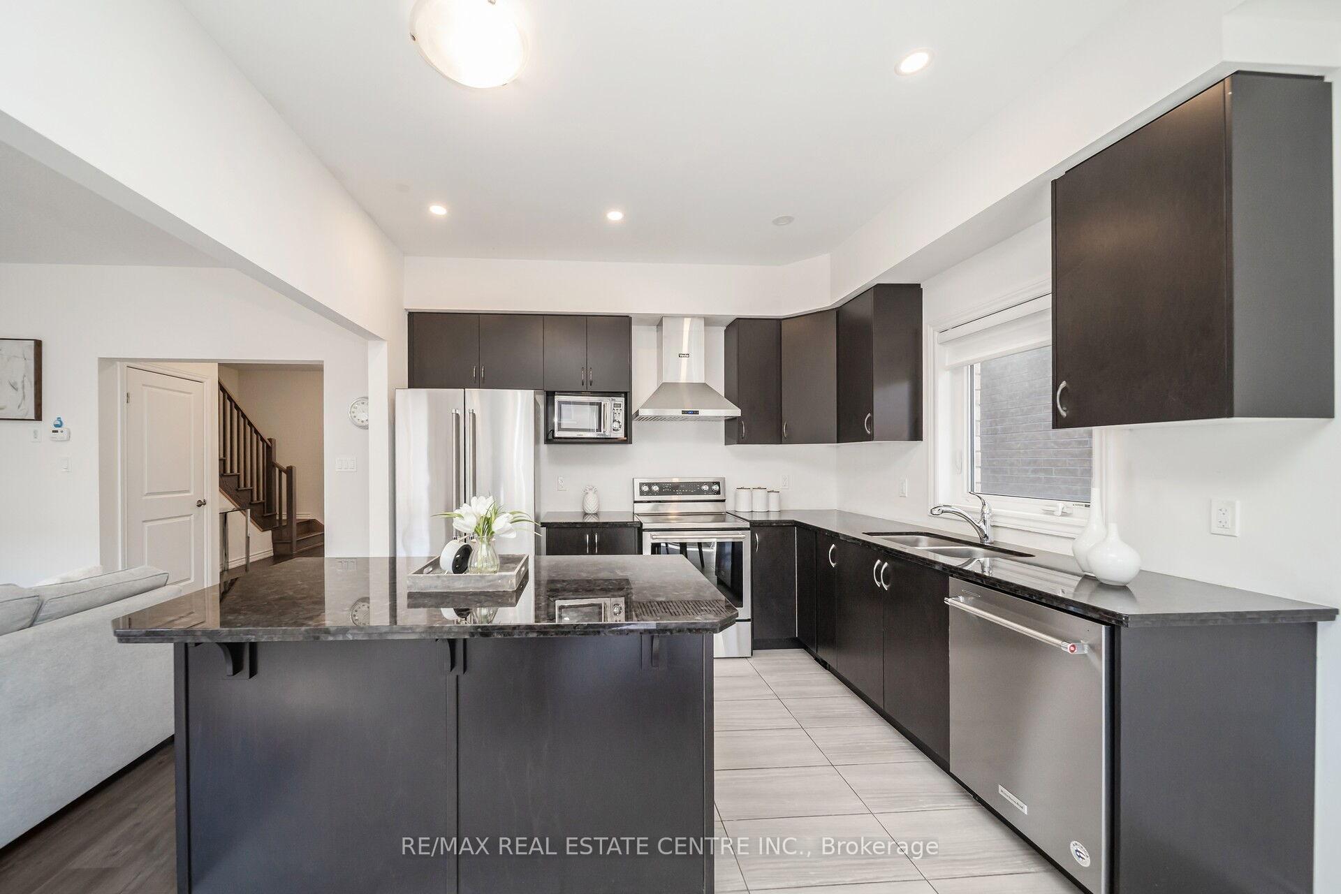 Photo 19 of 22 Doug Foulds Way, Brant, Paris — HOMEH