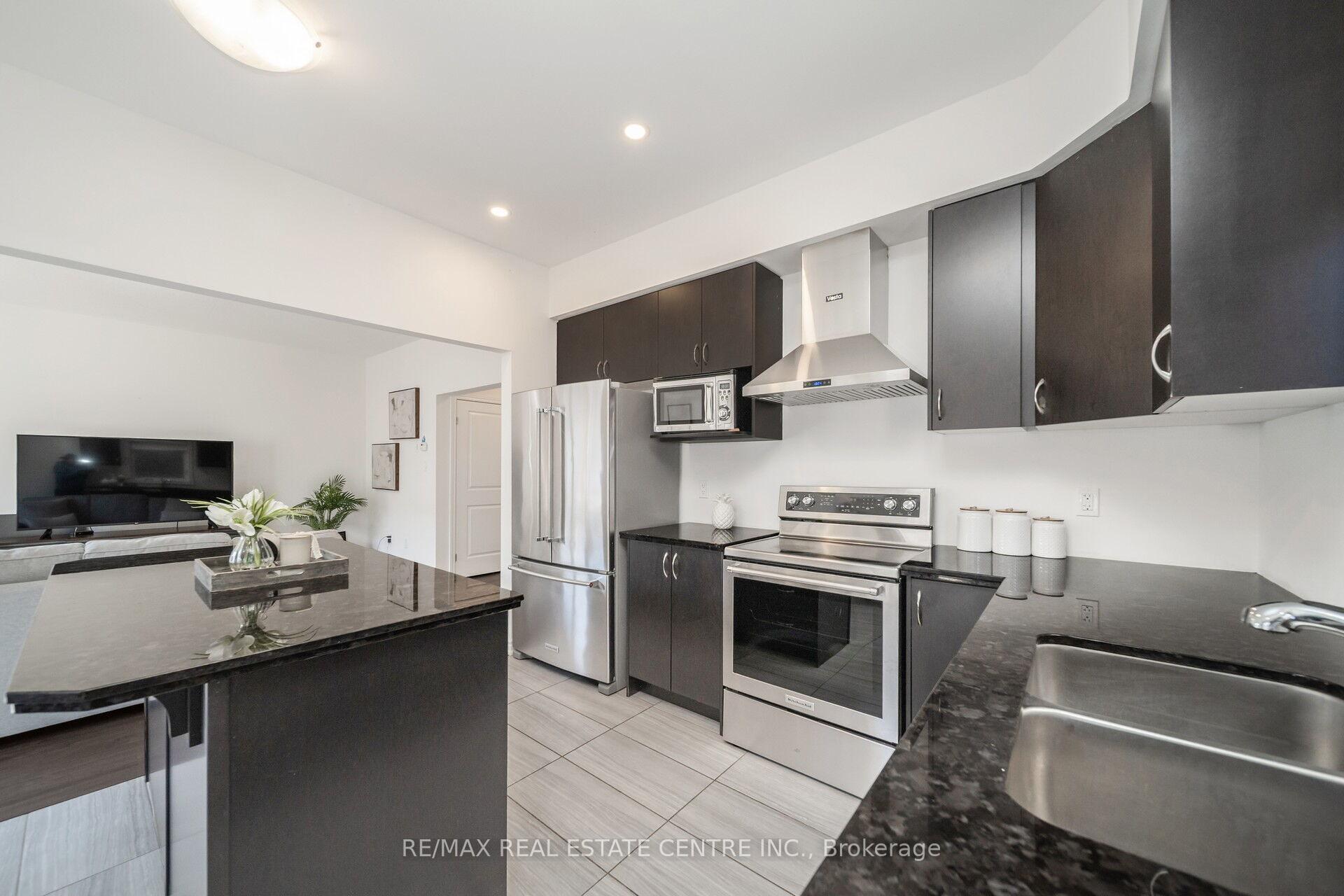 Photo 21 of 22 Doug Foulds Way, Brant, Paris — HOMEH