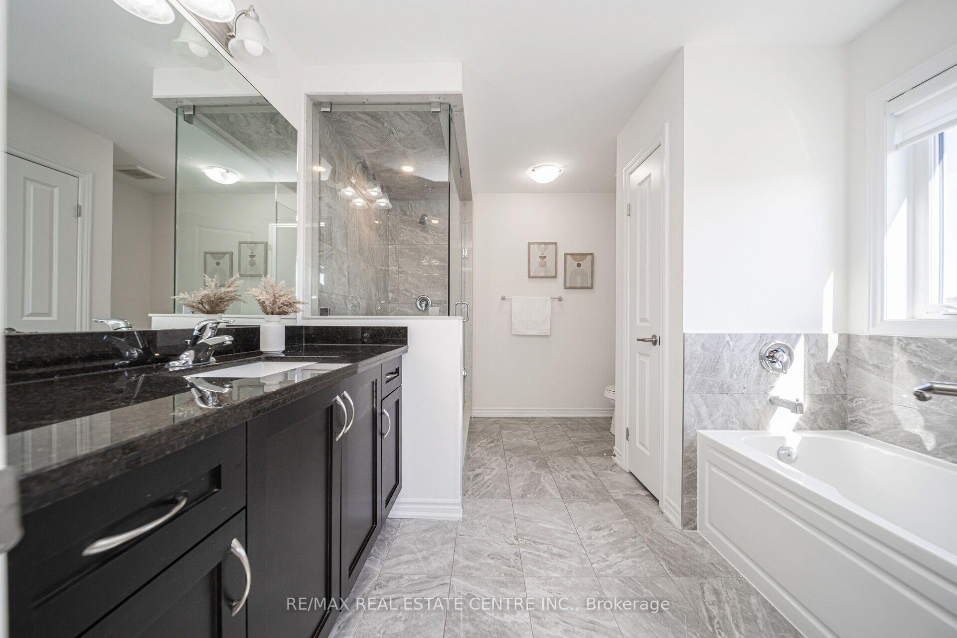 Photo 28 of 22 Doug Foulds Way, Brant, Paris — HOMEH