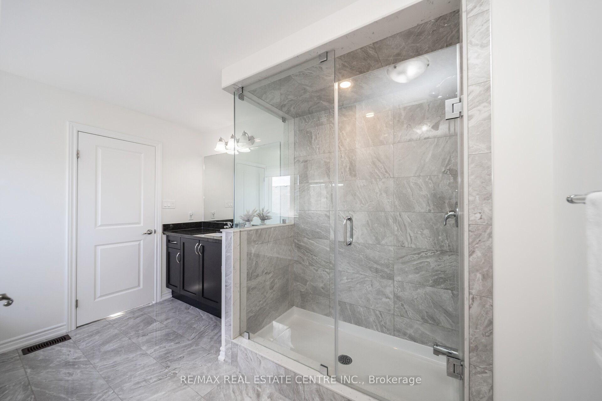Photo 29 of 22 Doug Foulds Way, Brant, Paris — HOMEH