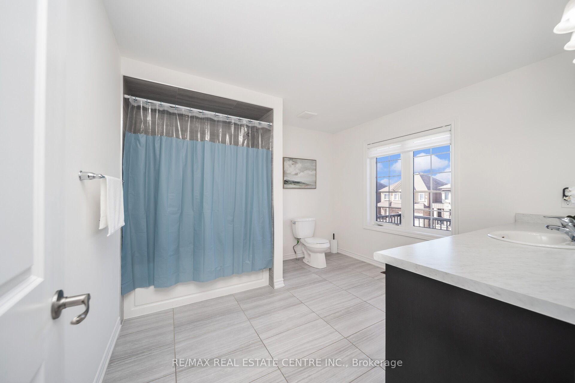 Photo 34 of 22 Doug Foulds Way, Brant, Paris — HOMEH