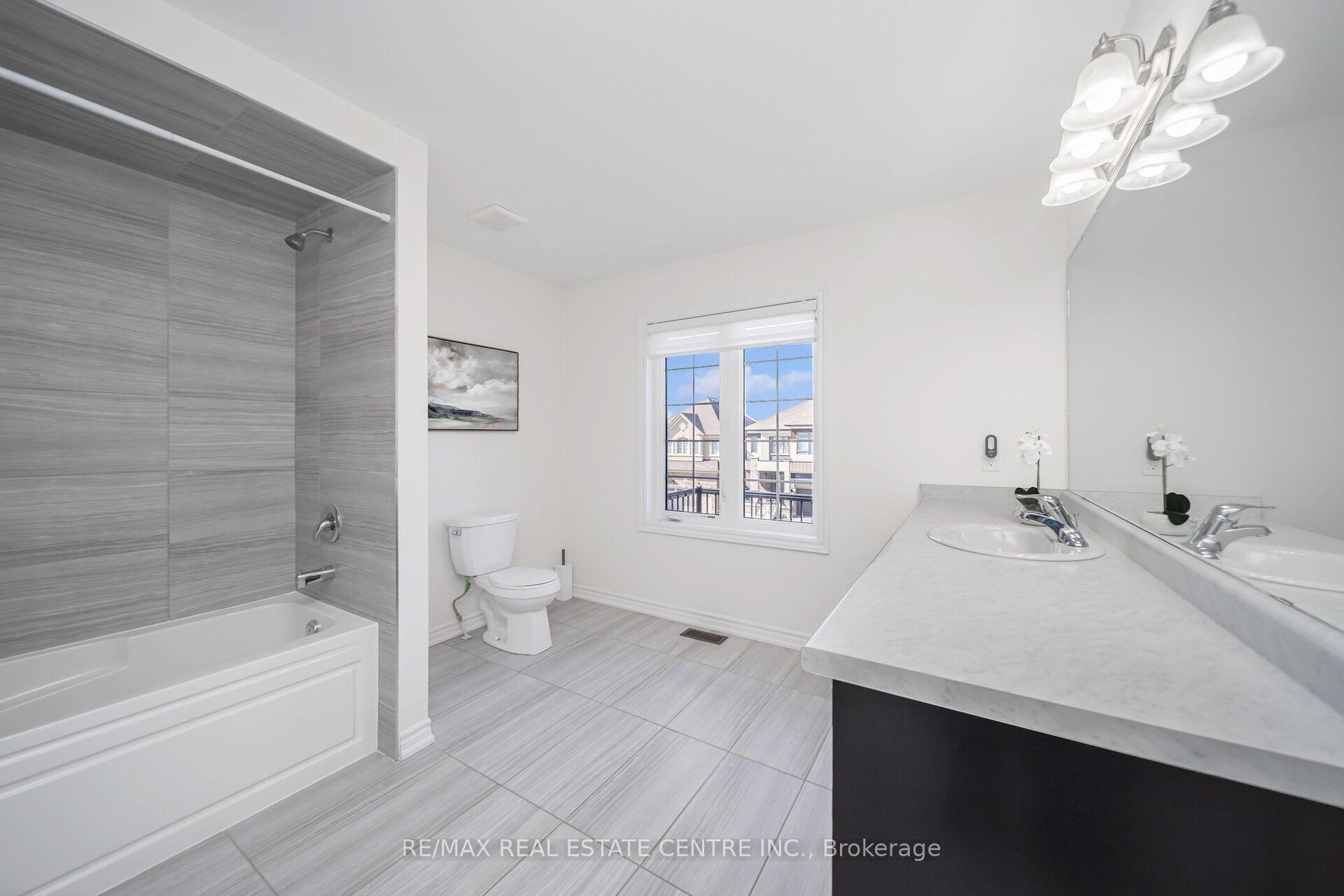 Photo 36 of 22 Doug Foulds Way, Brant, Paris — HOMEH