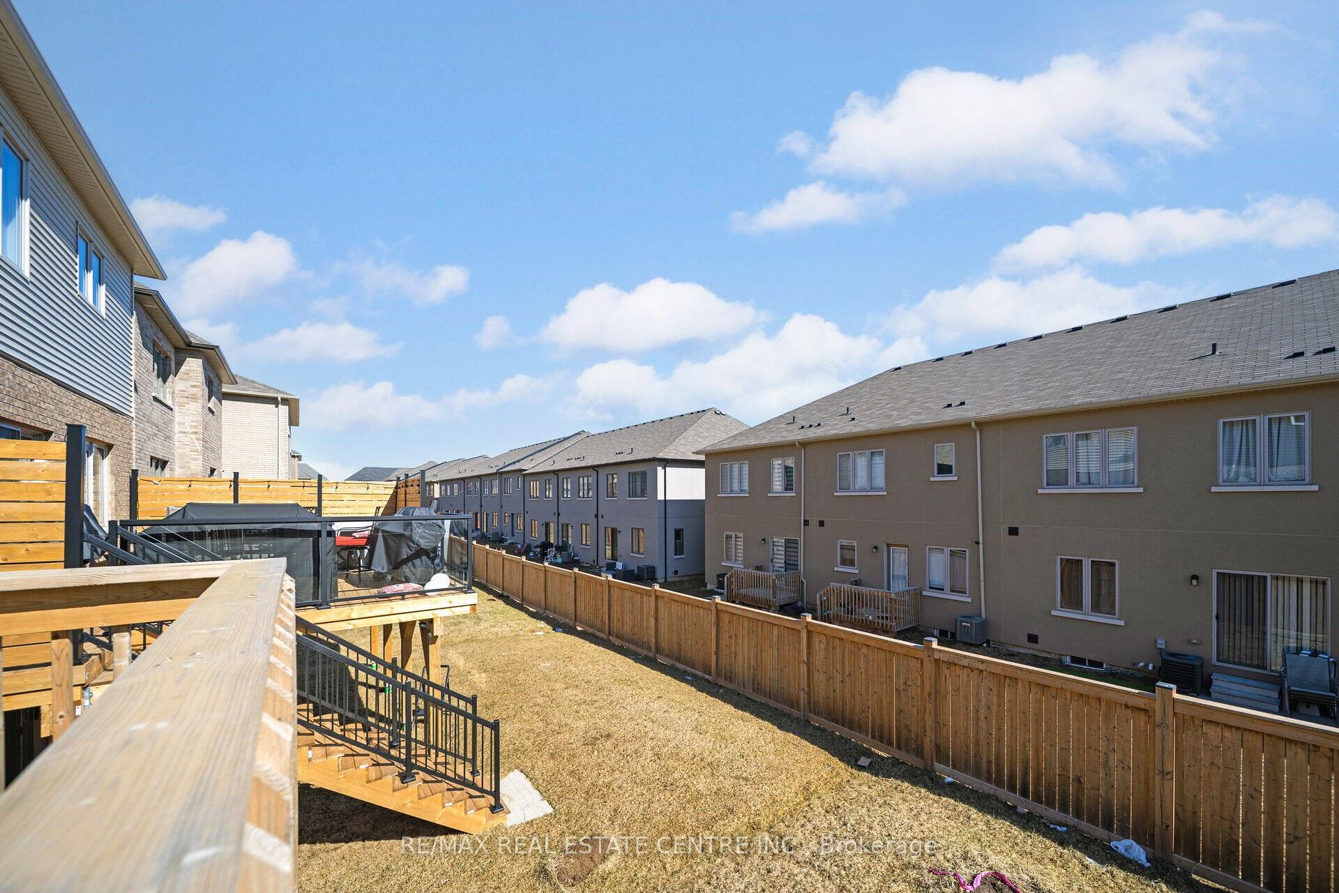 Photo 41 of 22 Doug Foulds Way, Brant, Paris — HOMEH