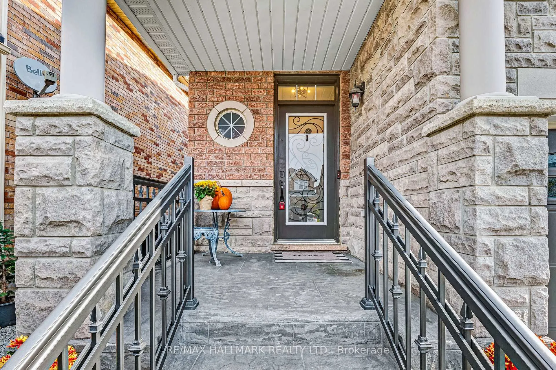 Photo 3 of 67 Boticelli Way, Vaughan, Vellore Village — HOMEH