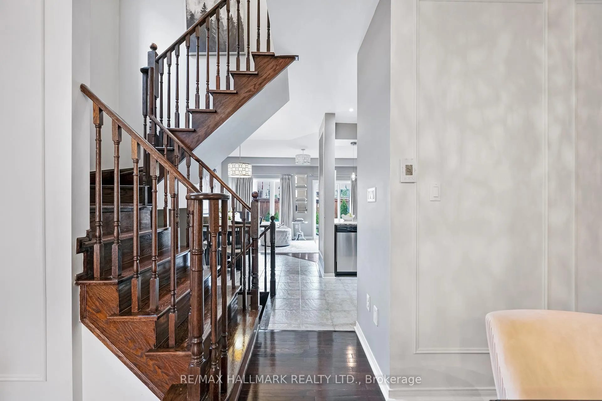 Photo 9 of 67 Boticelli Way, Vaughan, Vellore Village — HOMEH