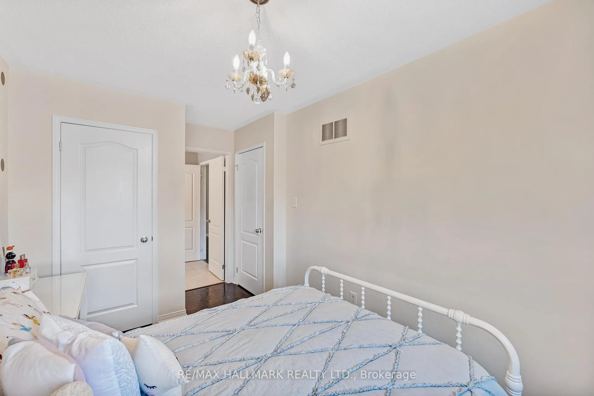 Photo 30 of 67 Boticelli Way, Vaughan, Vellore Village — HOMEH