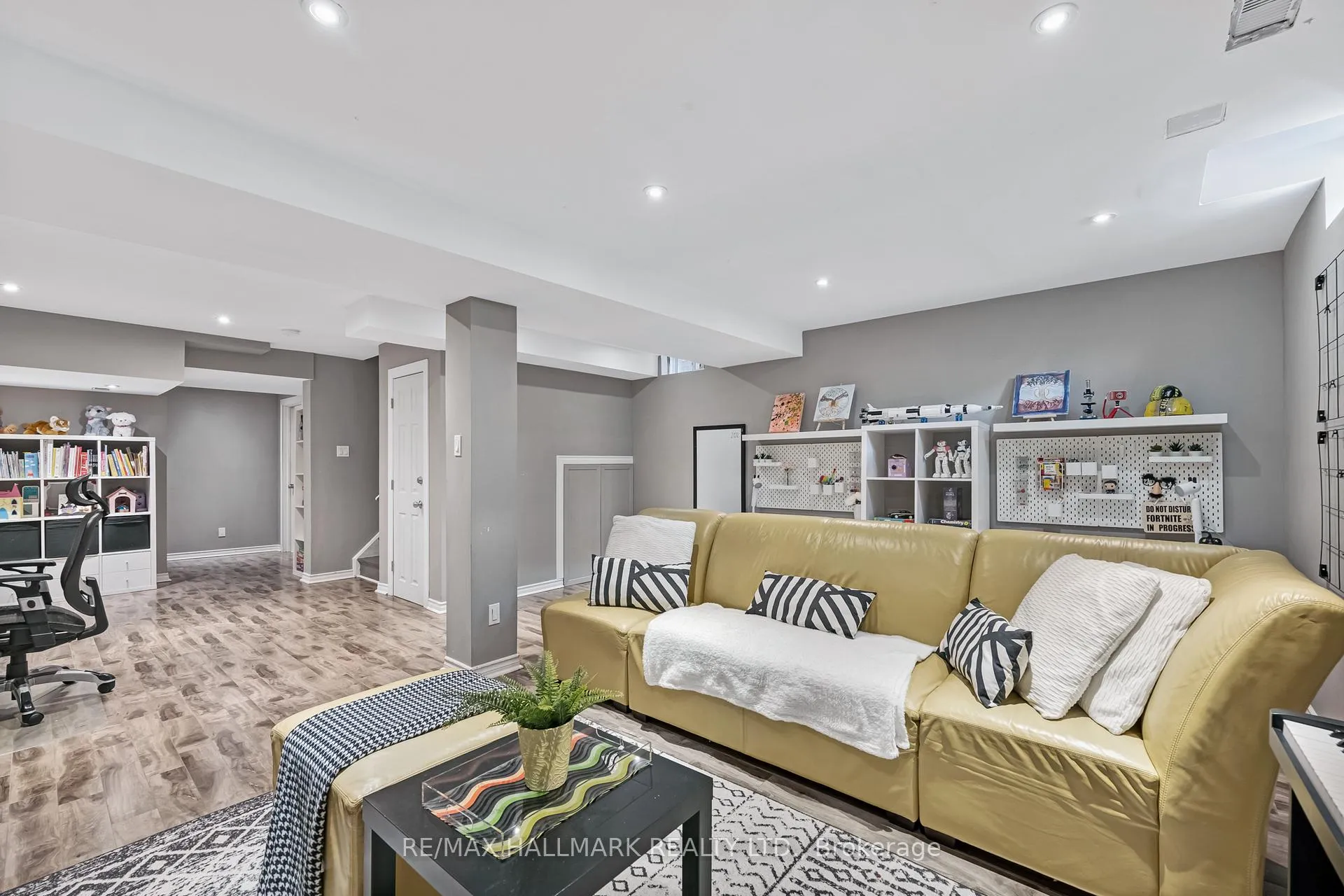 Photo 34 of 67 Boticelli Way, Vaughan, Vellore Village — HOMEH