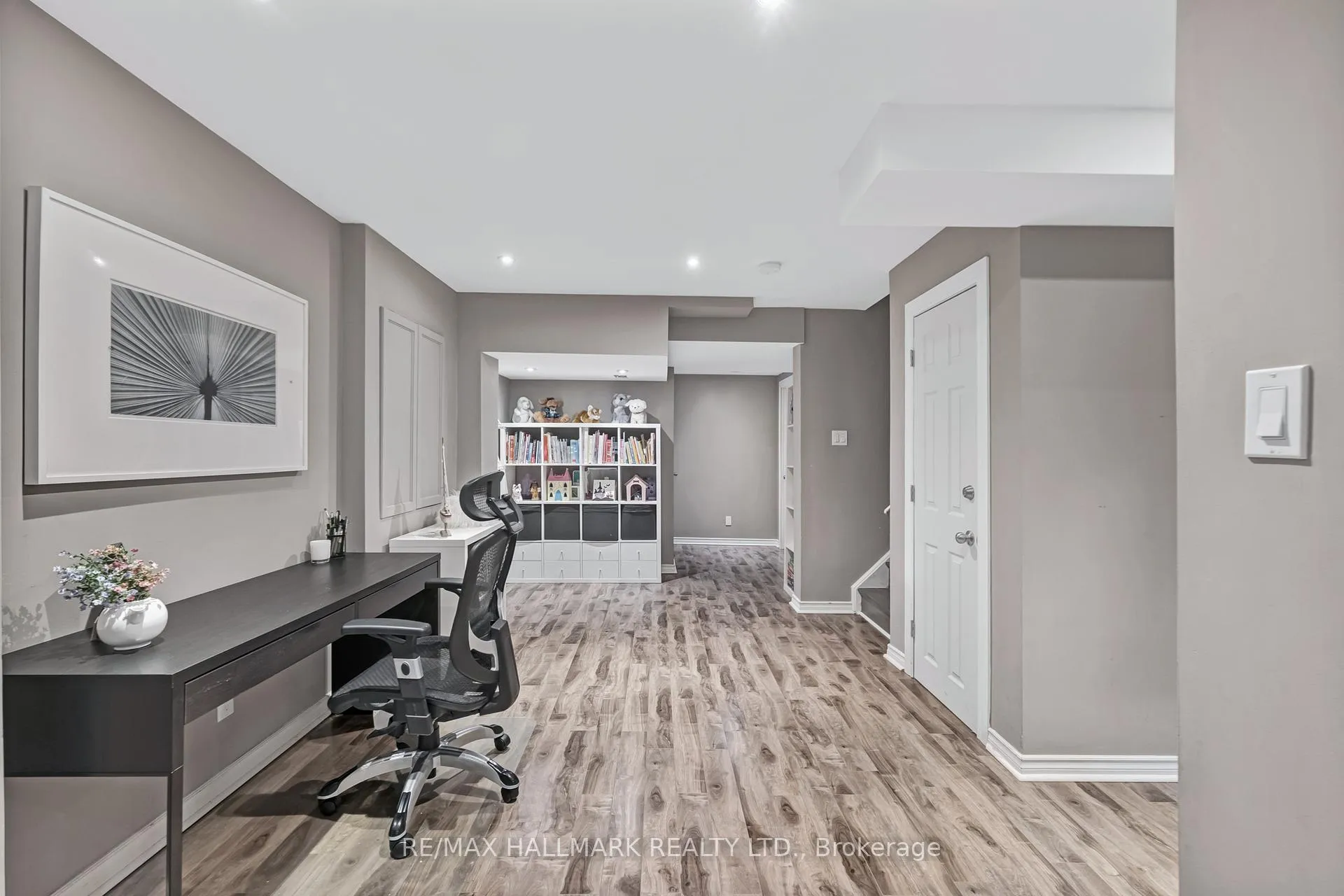 Photo 35 of 67 Boticelli Way, Vaughan, Vellore Village — HOMEH