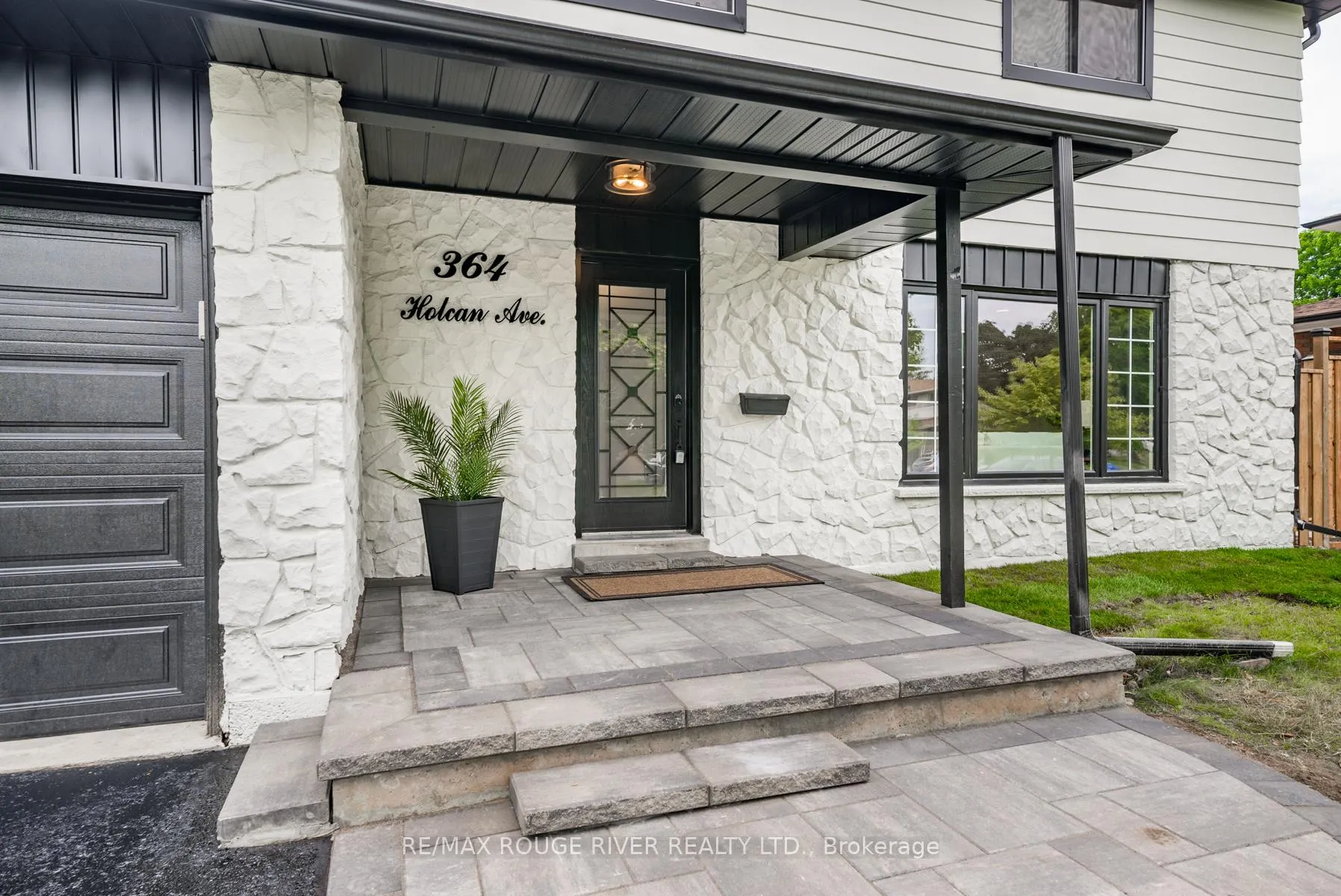 Photo 4 of 364 Holcan Avenue, Oshawa, O'Neill — HOMEH