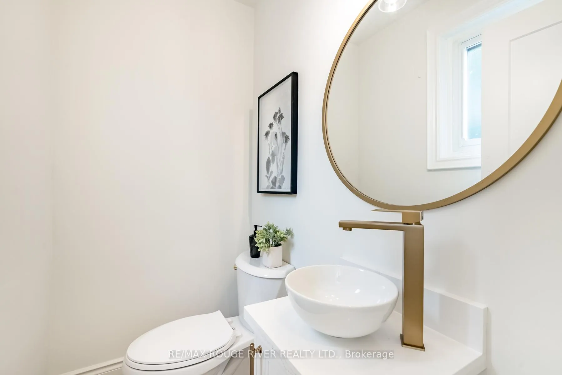 Photo 16 of 364 Holcan Avenue, Oshawa, O'Neill — HOMEH