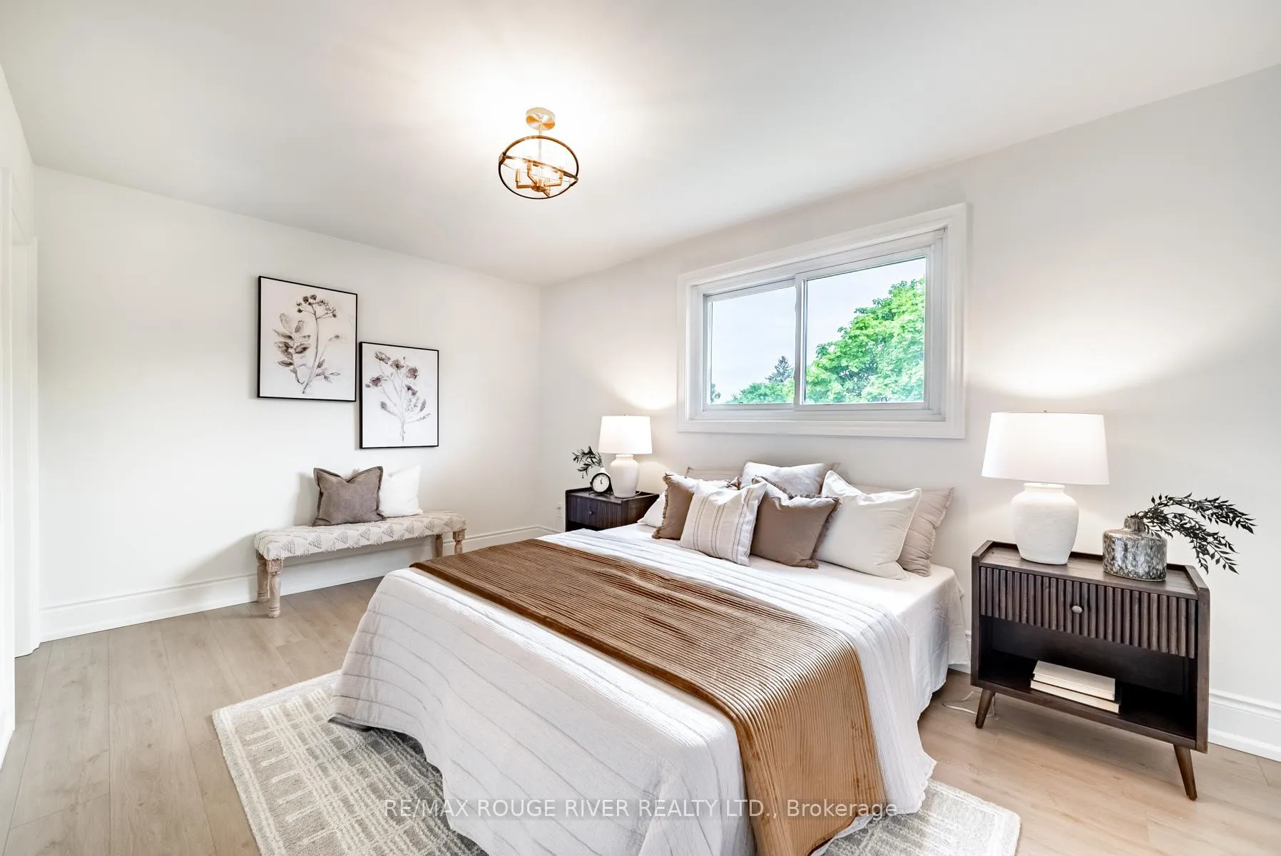 Photo 17 of 364 Holcan Avenue, Oshawa, O'Neill — HOMEH
