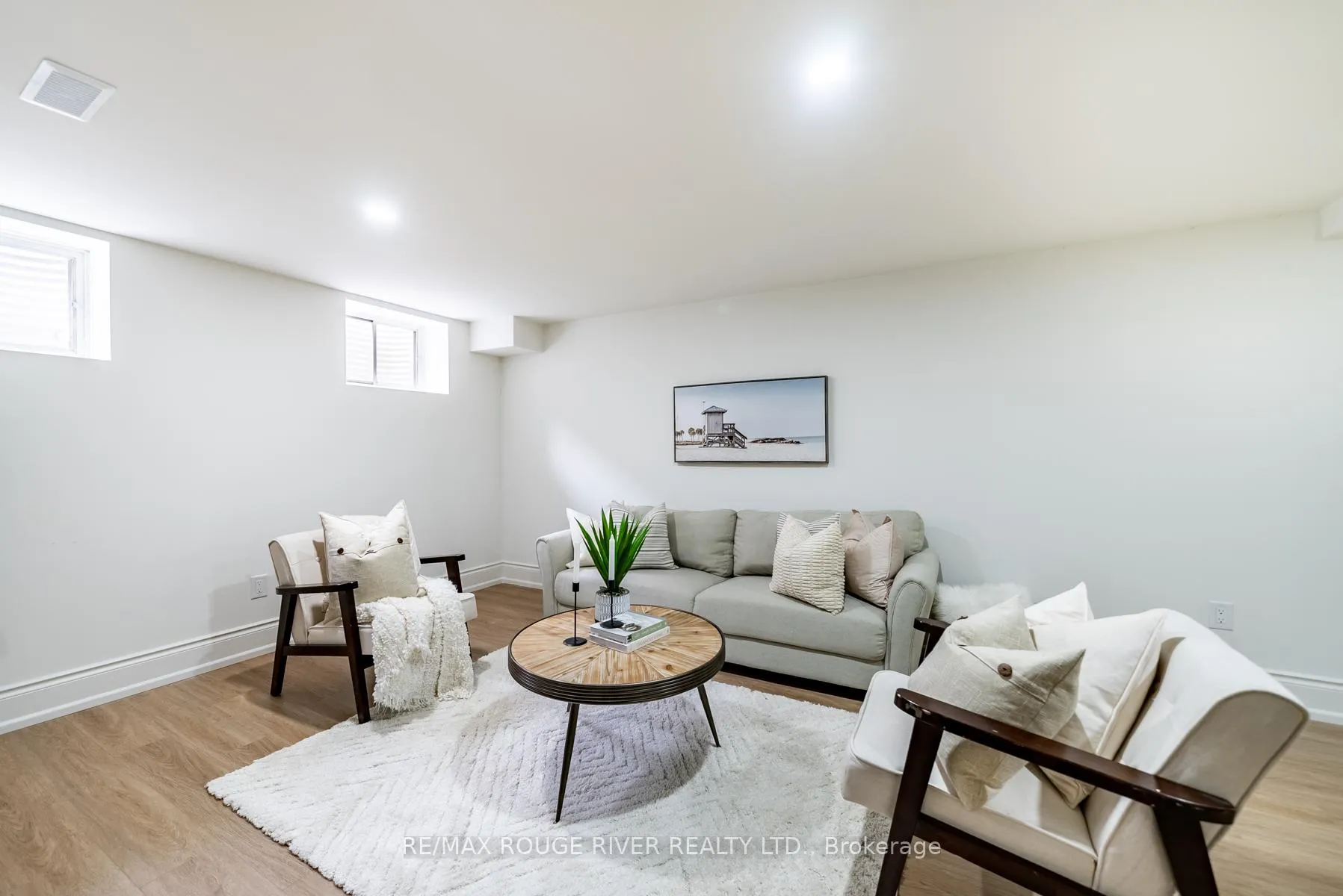 Photo 29 of 364 Holcan Avenue, Oshawa, O'Neill — HOMEH