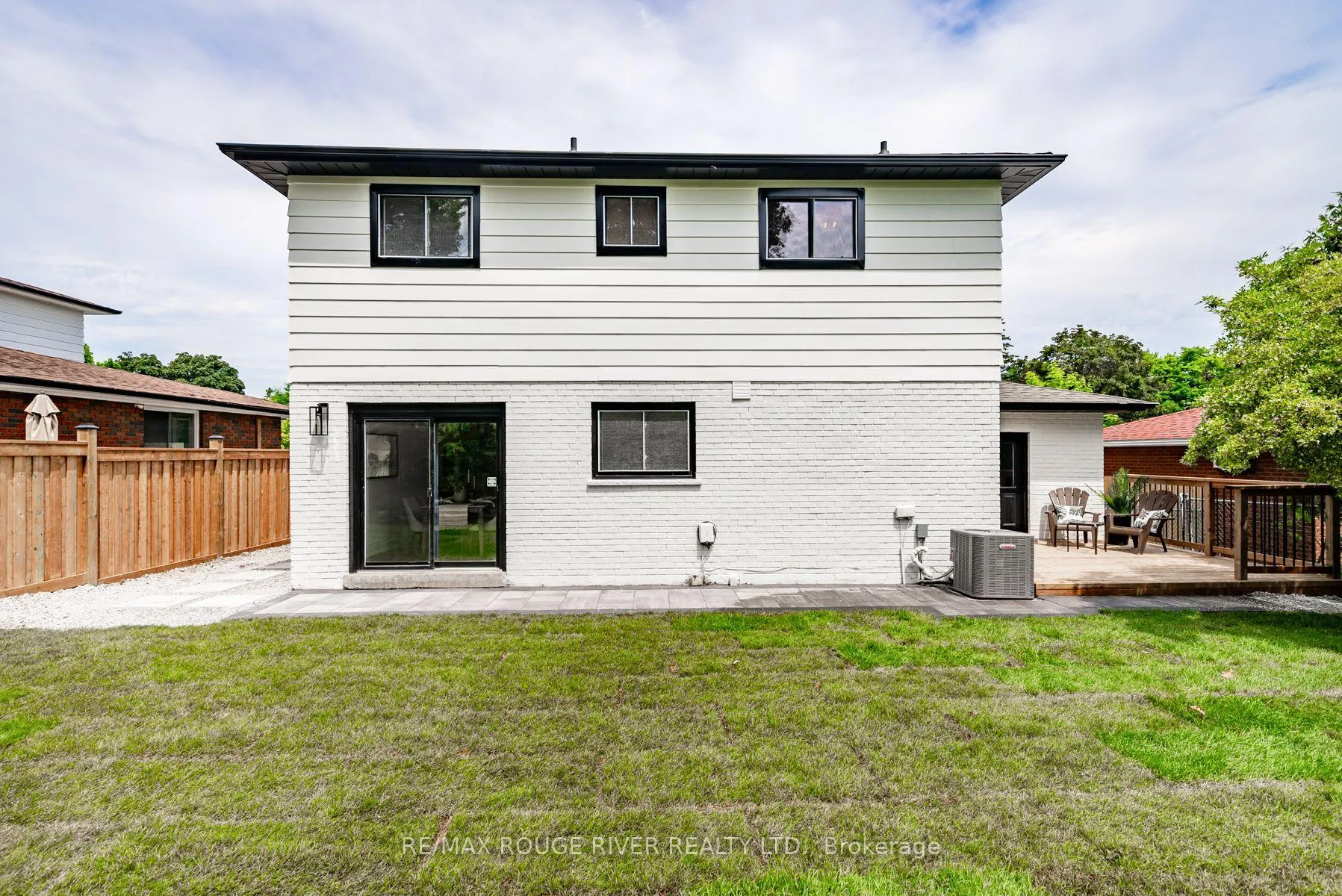 Photo 36 of 364 Holcan Avenue, Oshawa, O'Neill — HOMEH