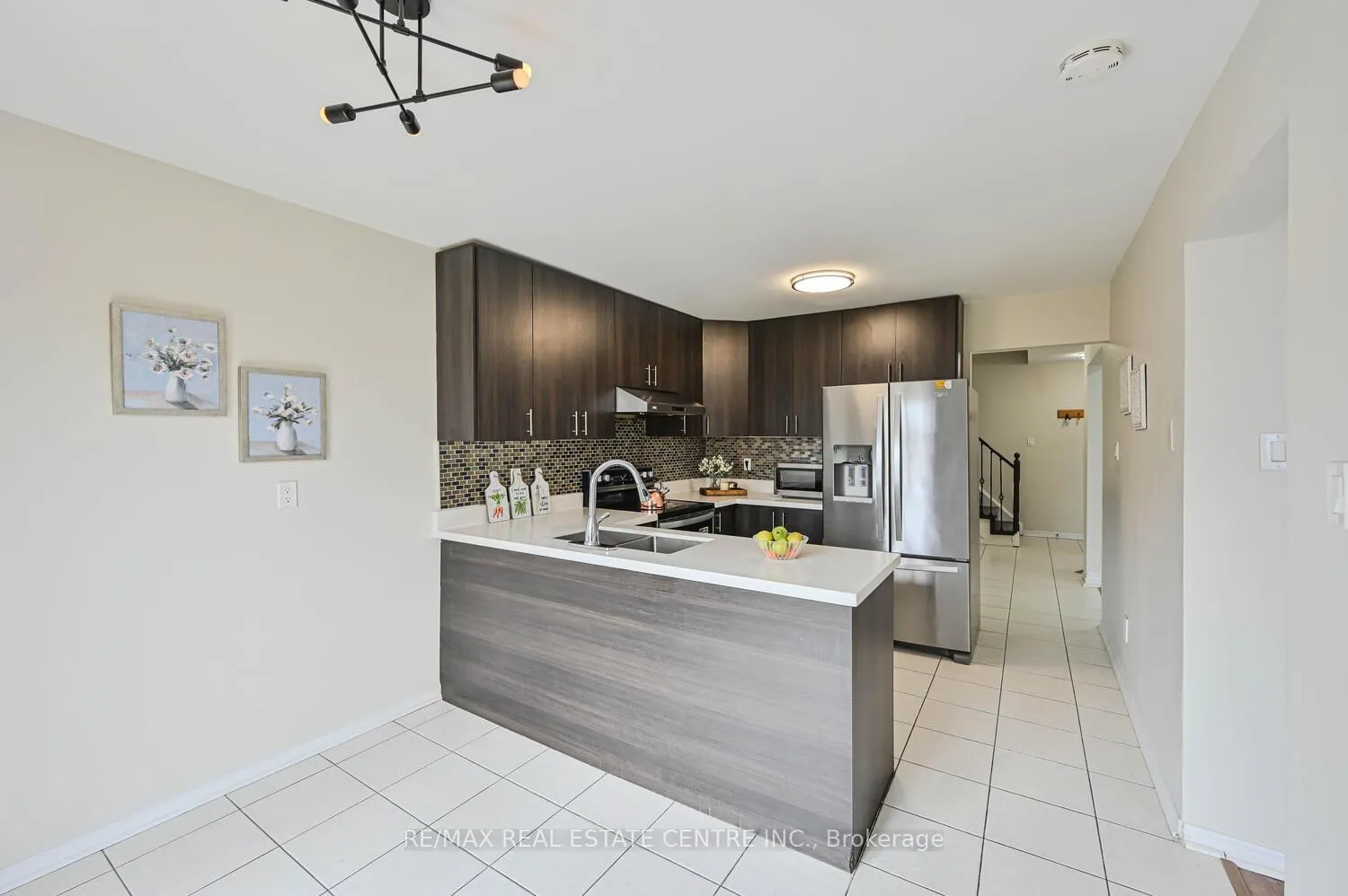 Photo 20 of 10 Stalbridge Avenue, Brampton, Fletcher's Creek South — HOMEH