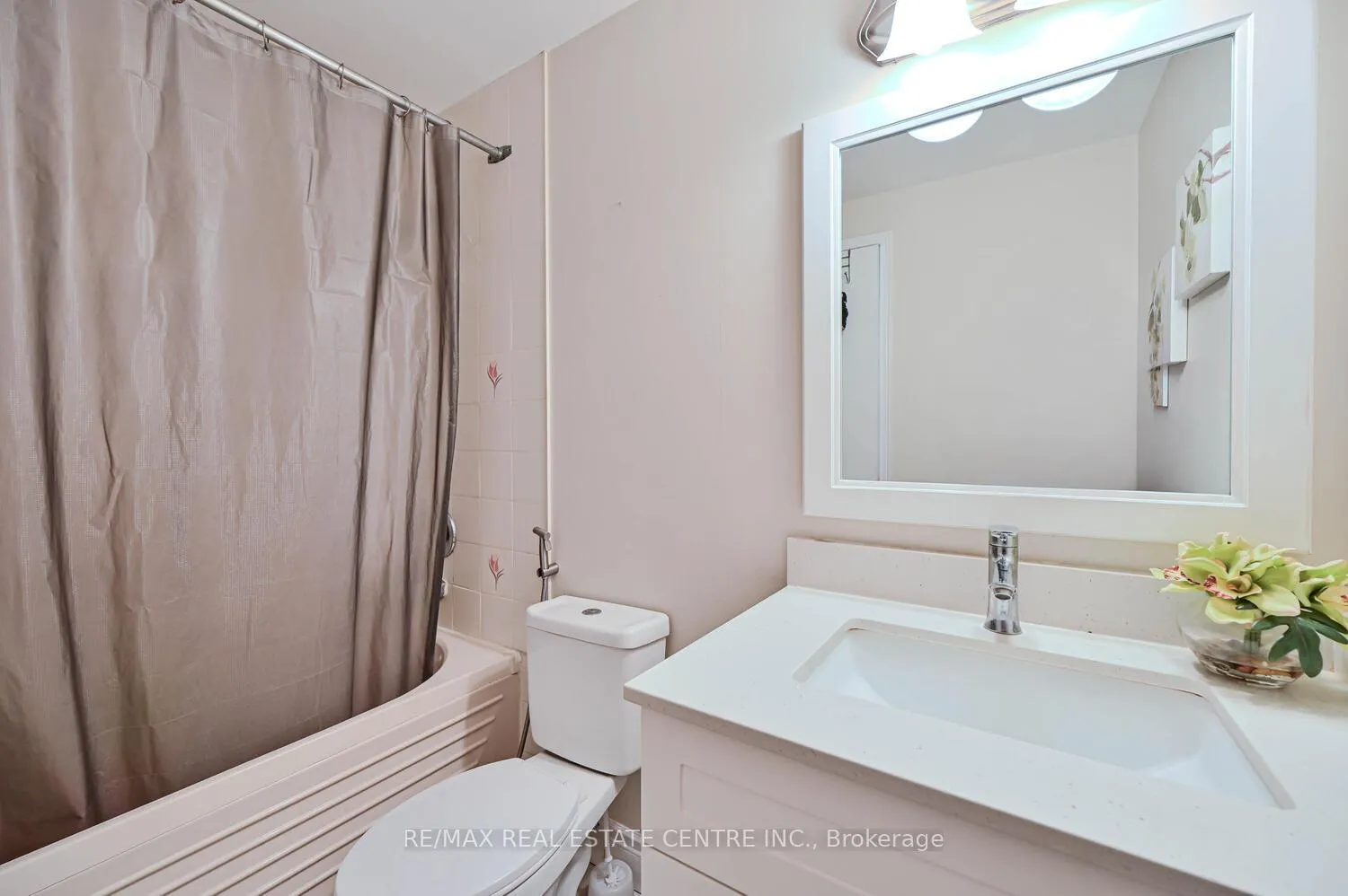 Photo 27 of 10 Stalbridge Avenue, Brampton, Fletcher's Creek South — HOMEH