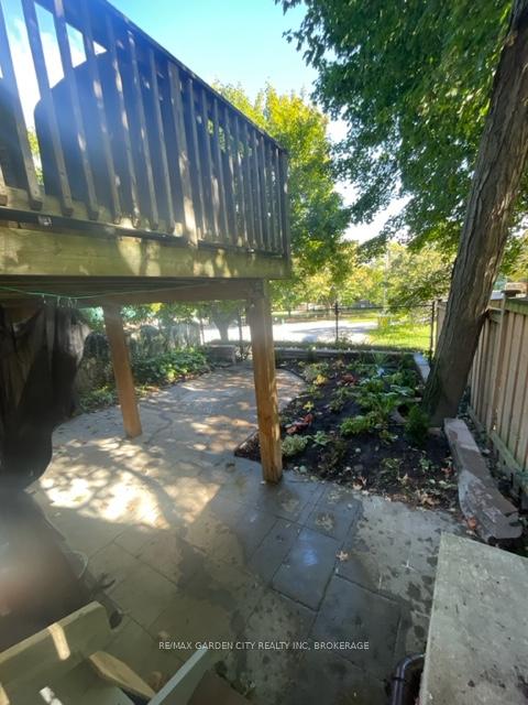 Photo 22 of Unit 119B, 119 Main Street W, Grimsby, Grimsby West — HOMEH